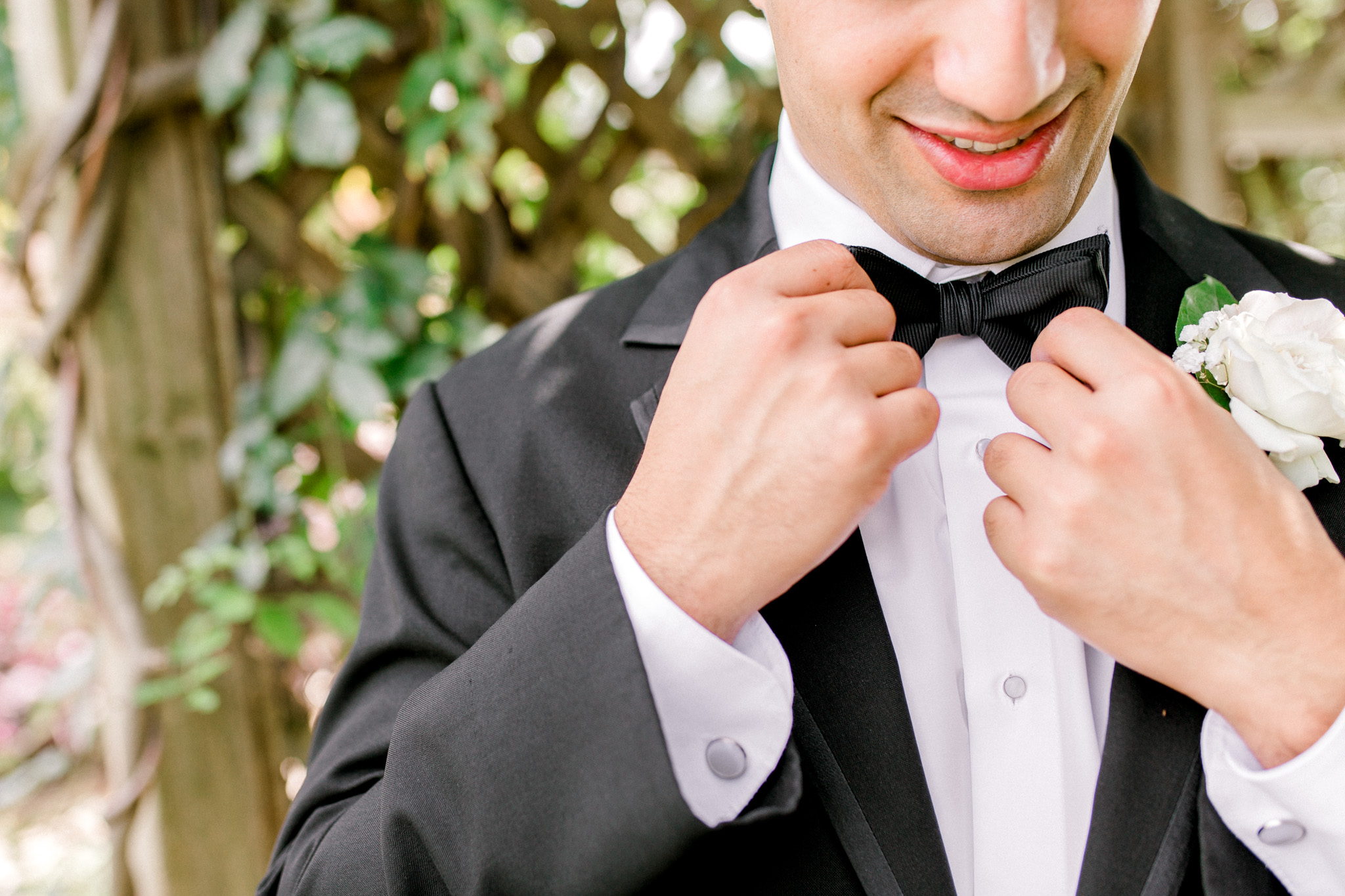 Stunning Country Club Wedding in Kalamazoo Michigan | West Michigan Wedding Photography | Classic Black and White