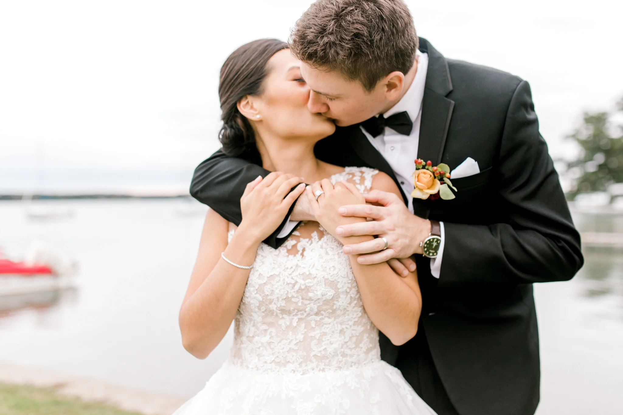 Fall Country Club Wedding in Michigan | Outdoor Autumn Wedding | Classic black and white wedding | Laurenda Marie Photography