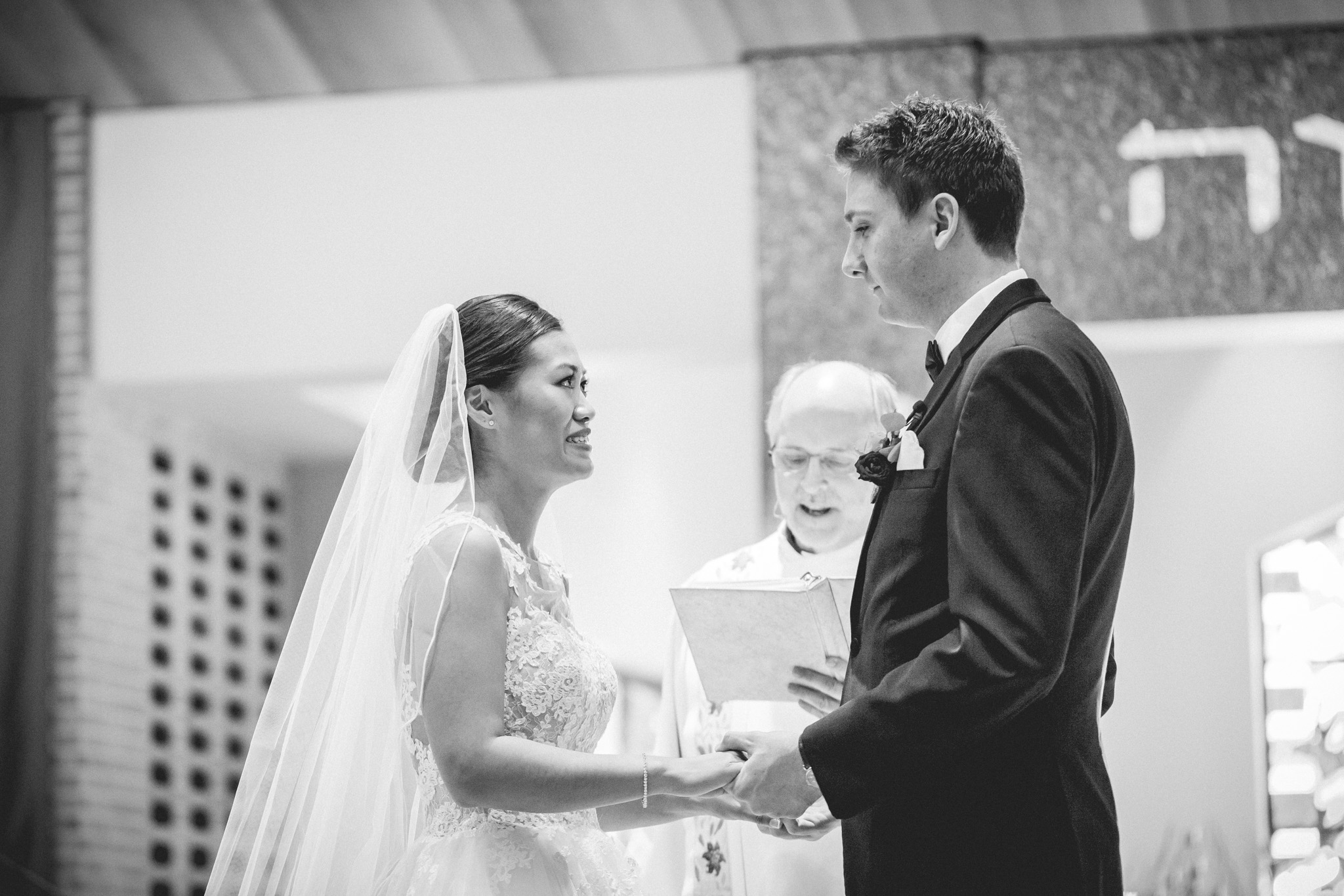 Fall Country Club Wedding in Michigan | Outdoor Autumn Wedding | Classic black and white wedding | Laurenda Marie Photography