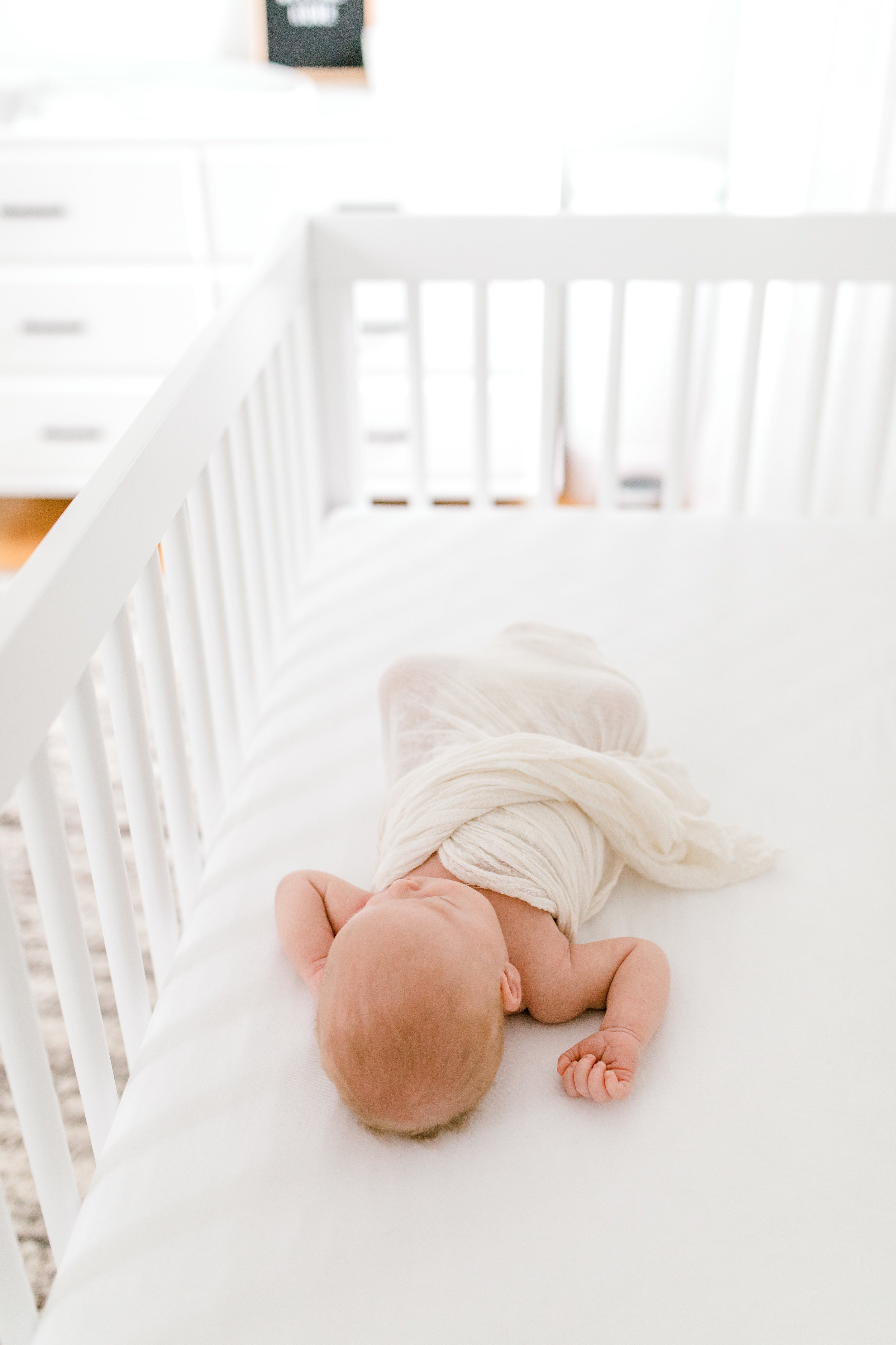 Earthy In-Home Newborn Lifestyle Session | Minimal Nursery Design | Modern Rustic Nursery | Baby Boy Nursery | Dream Nursery