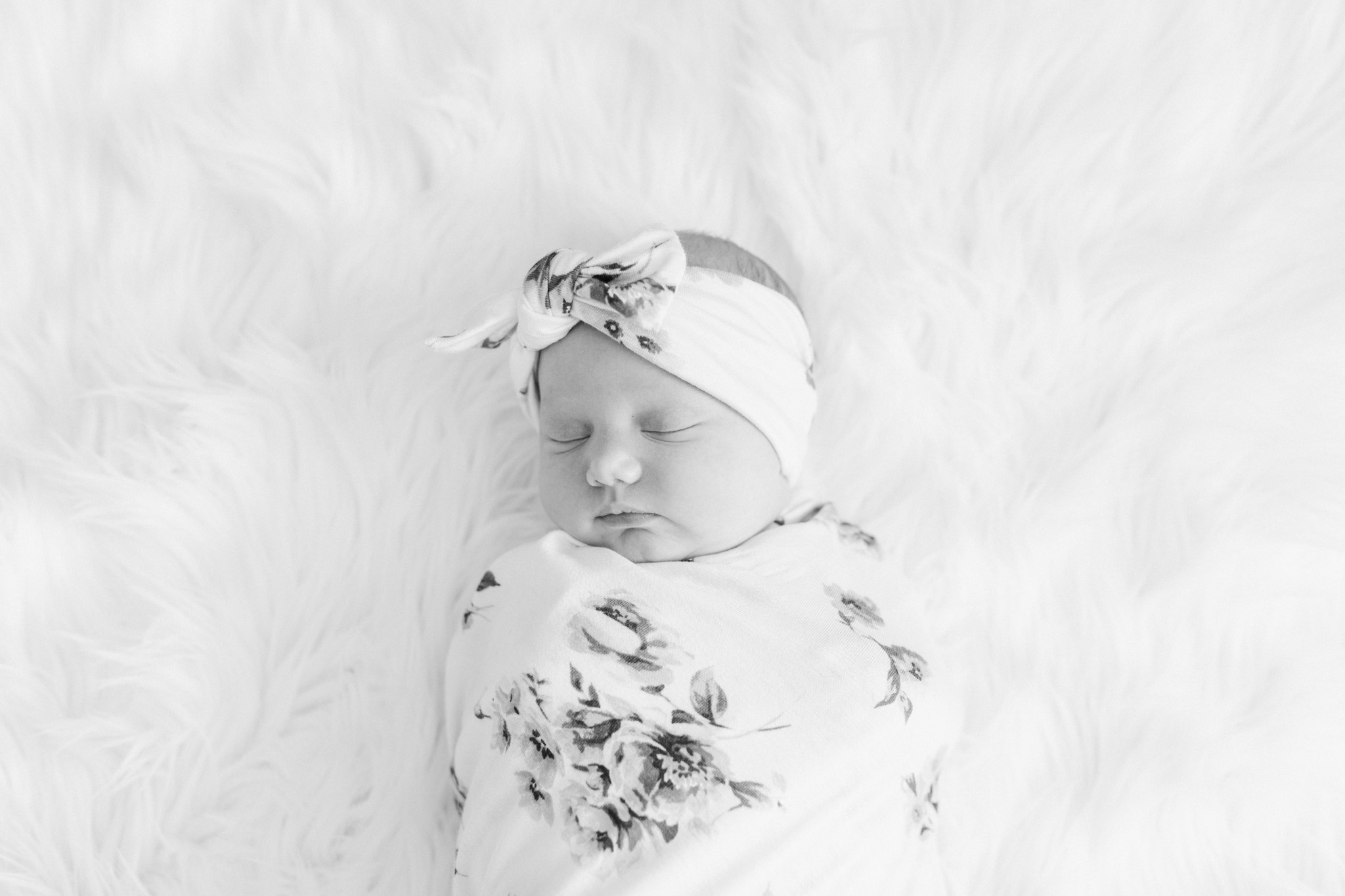 In-Home Lifestyle Session | Newborn Lifestyle Session | Baby Girl Nursery | Nursery Design | Floral Swaddle Wrap | Laurenda Marie Photography