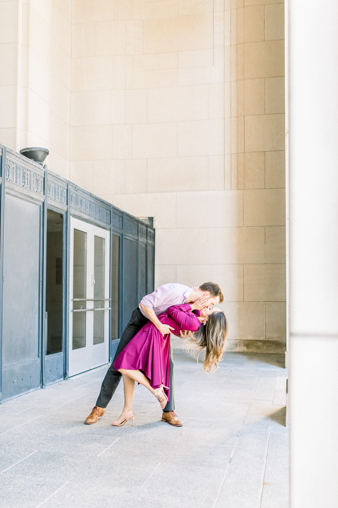Romantic Engagement Session in the City | Grand Rapids Wedding Photographer | Elegant Engagement | Laurenda Marie Photography
