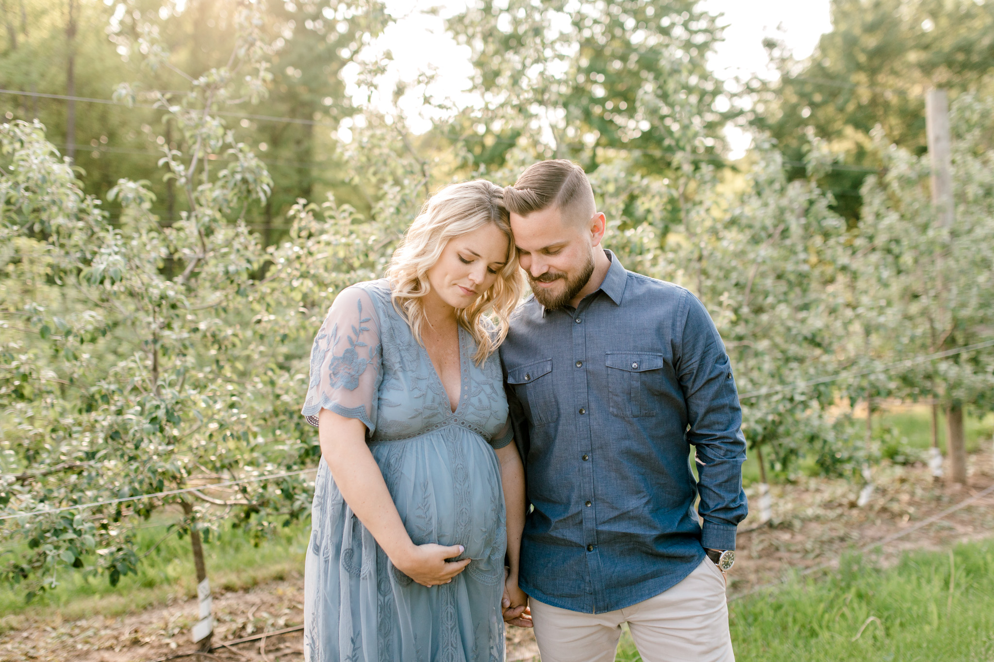 Golden Hour Maternity Session at the Orchard | What to Wear to your Maternity Session | Grand Rapids Family Lifestyle Photographer