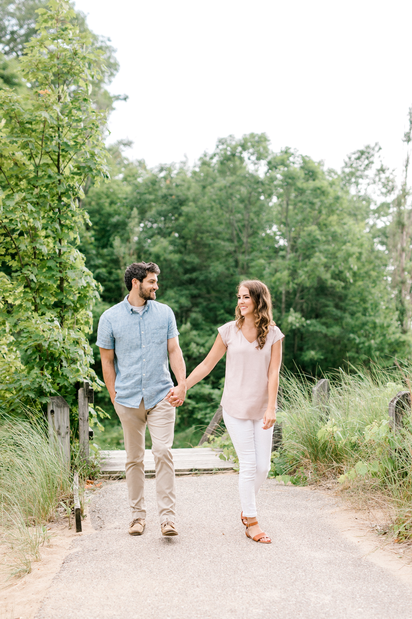 Romantic Engagement Session at Lake Michigan | Beach Engagement | What to Wear to your Engagement Session | West Michigan Wedding Photographer