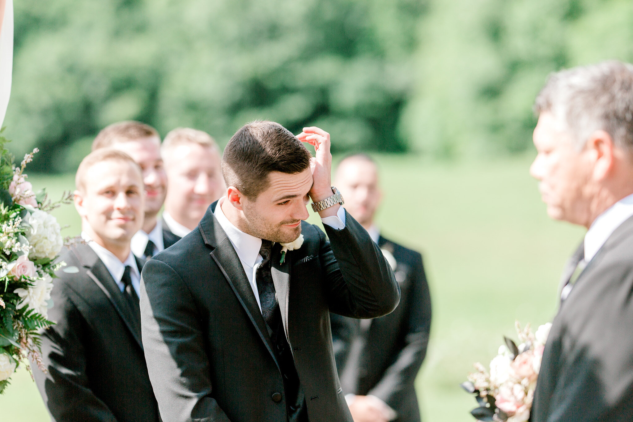 Classic Summer Wedding in St Joseph, Michigan | Timeless &amp; Romantic Light &amp; Airy Michigan Wedding Photographer | Lake Michigan Beach Wedding