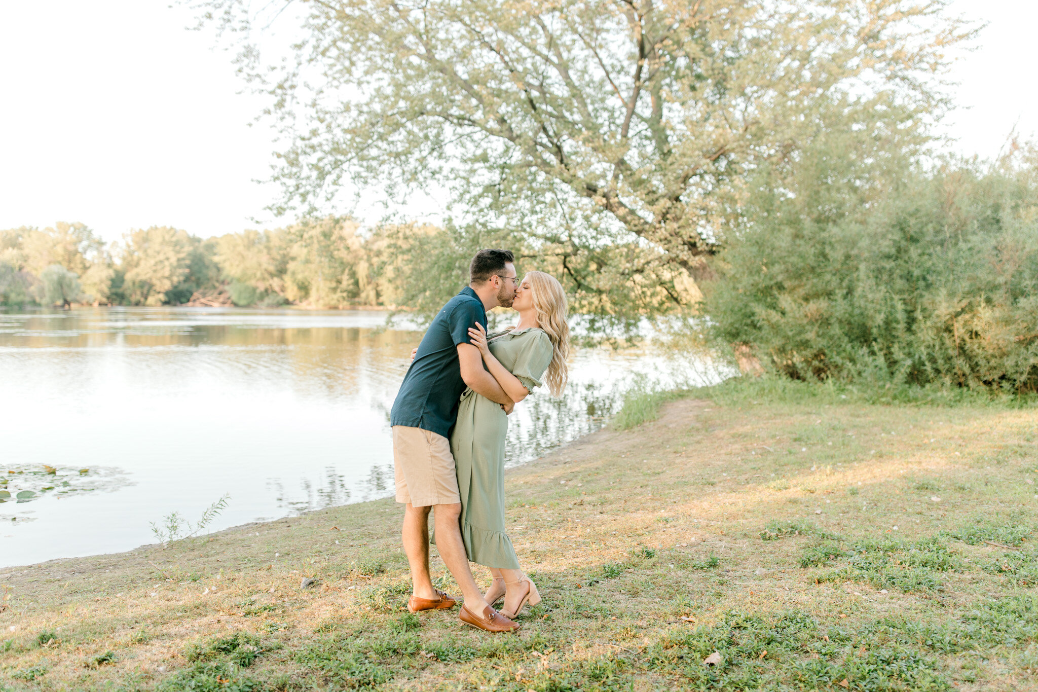 Michigan Summer Engagement at Riverside Park | Engagement Style | Laurenda Marie Photography