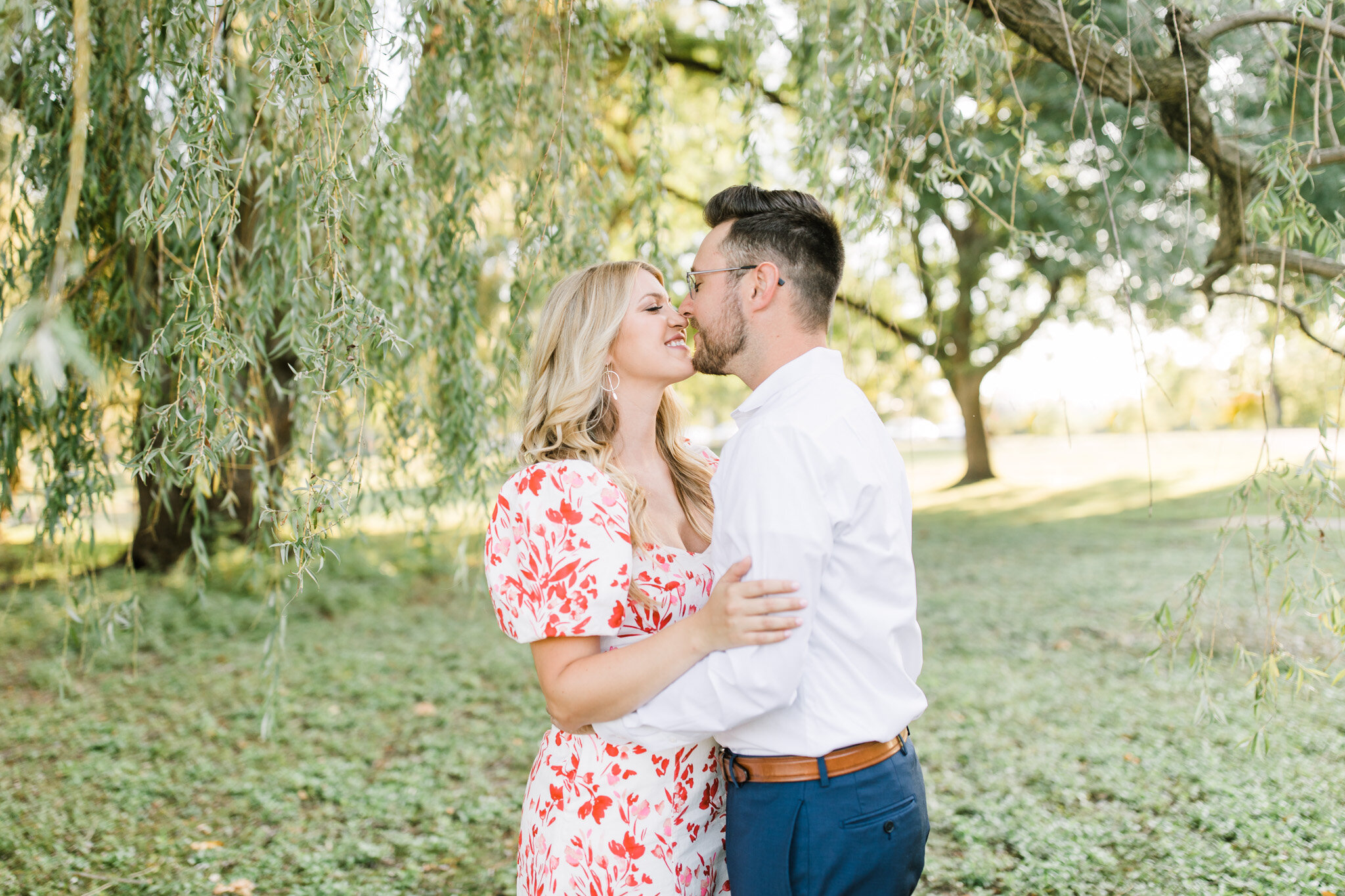 Michigan Summer Engagement at Riverside Park | Engagement Style | Laurenda Marie Photography