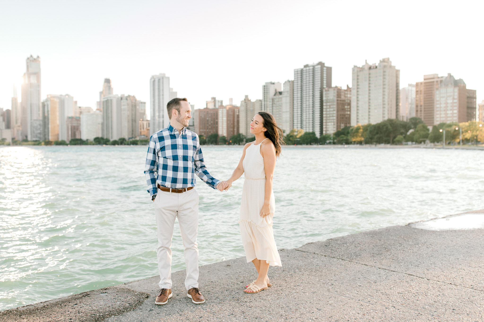 Chicago Skyline Engagement Session | Light &amp; Airy Wedding Photographer | West Michigan Wedding Photographer