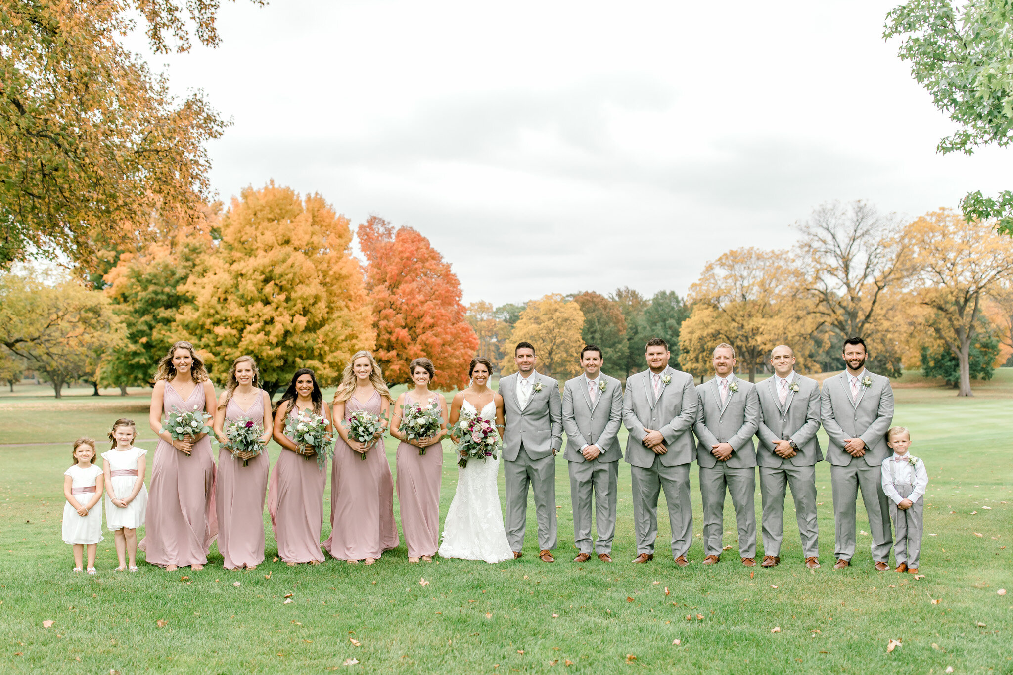 Autumn Wedding at The Country Club of Jackson | Light &amp; Airy Michigan Wedding Photographer