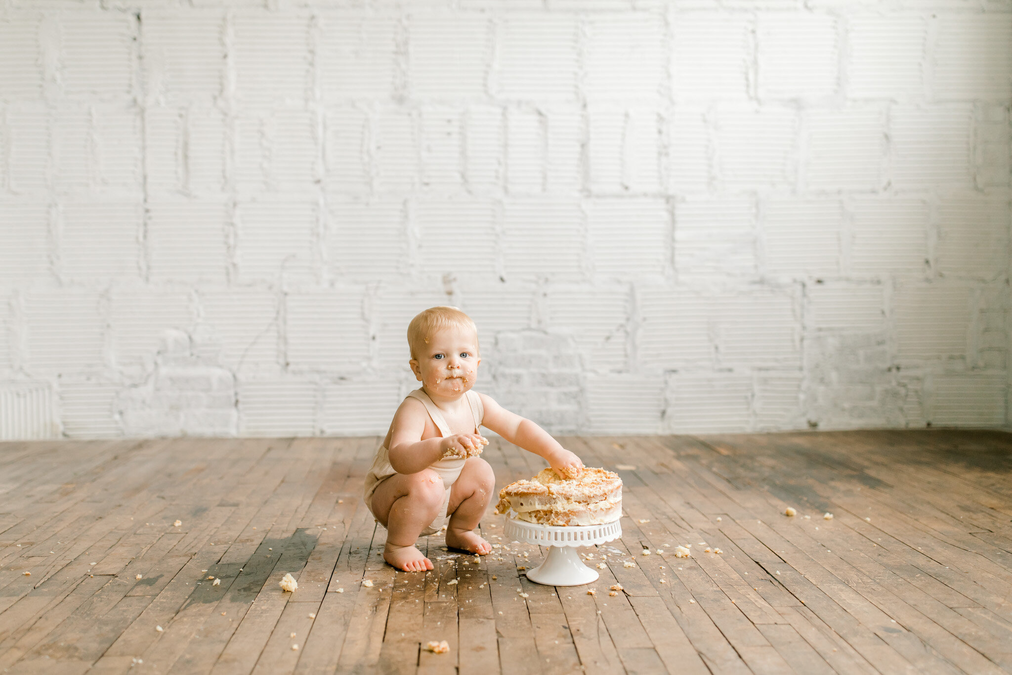 Simple, Neutral Cake Smash | Light &amp; Airy Photography | Baby Boy First Birthday Photos