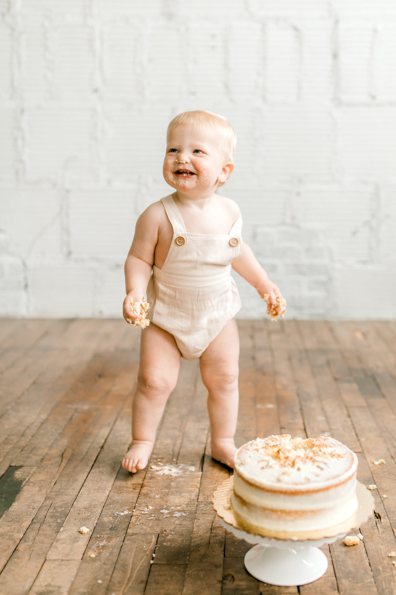 Simple, Neutral Cake Smash | Light &amp; Airy Photography | Baby Boy First Birthday Photos