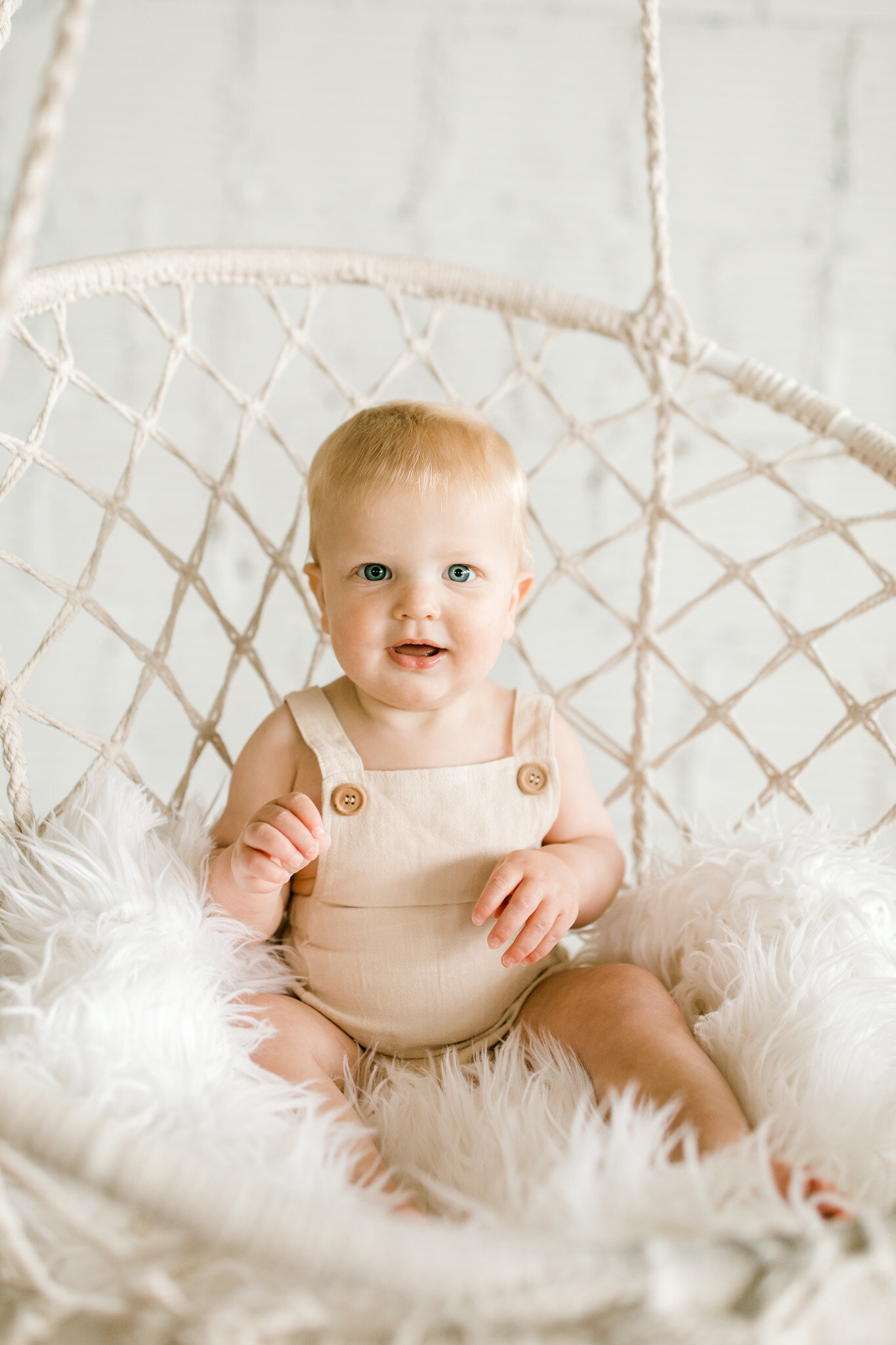 Simple, Neutral Cake Smash | Light &amp; Airy Photography | Baby Boy First Birthday Photos