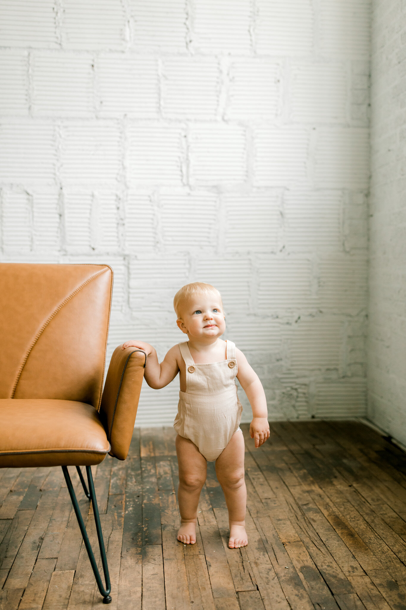 Simple, Neutral Cake Smash | Light &amp; Airy Photography | Baby Boy First Birthday Photos