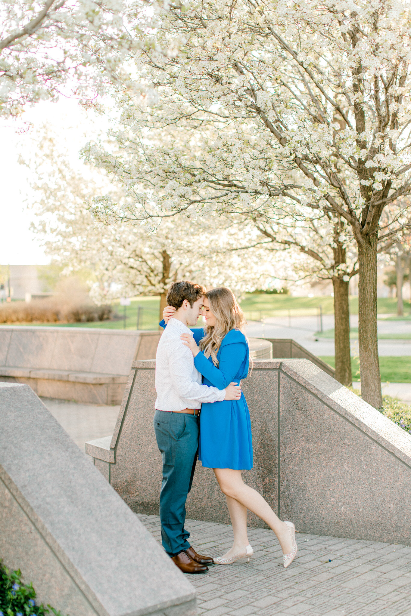 Spring Engagement Downtown Grand Rapids | West Michigan Wedding Photographer | Light &amp; Airy Modern Photography