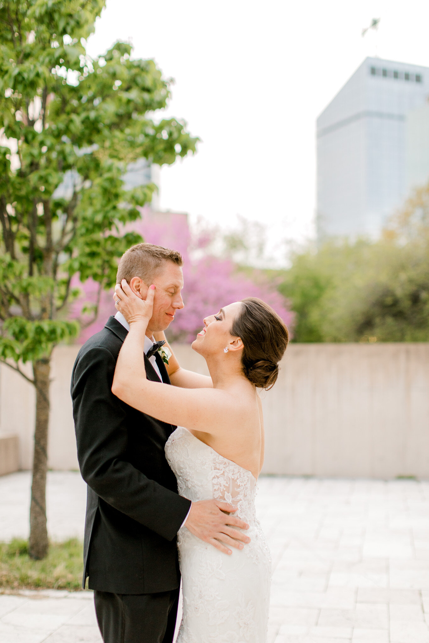 Emerald &amp; Fuchsia Wedding in Grand Rapids | A Wedding Planners Wedding | West Michigan Wedding Photographer