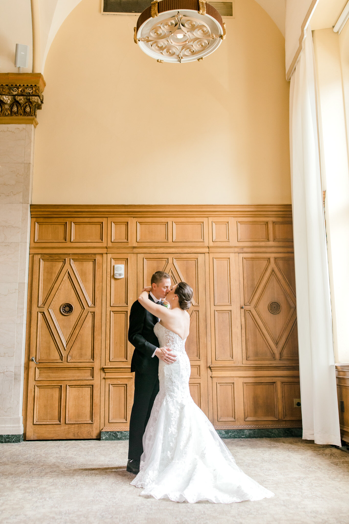 Emerald &amp; Fuchsia Wedding in Grand Rapids | A Wedding Planners Wedding | West Michigan Wedding Photographer
