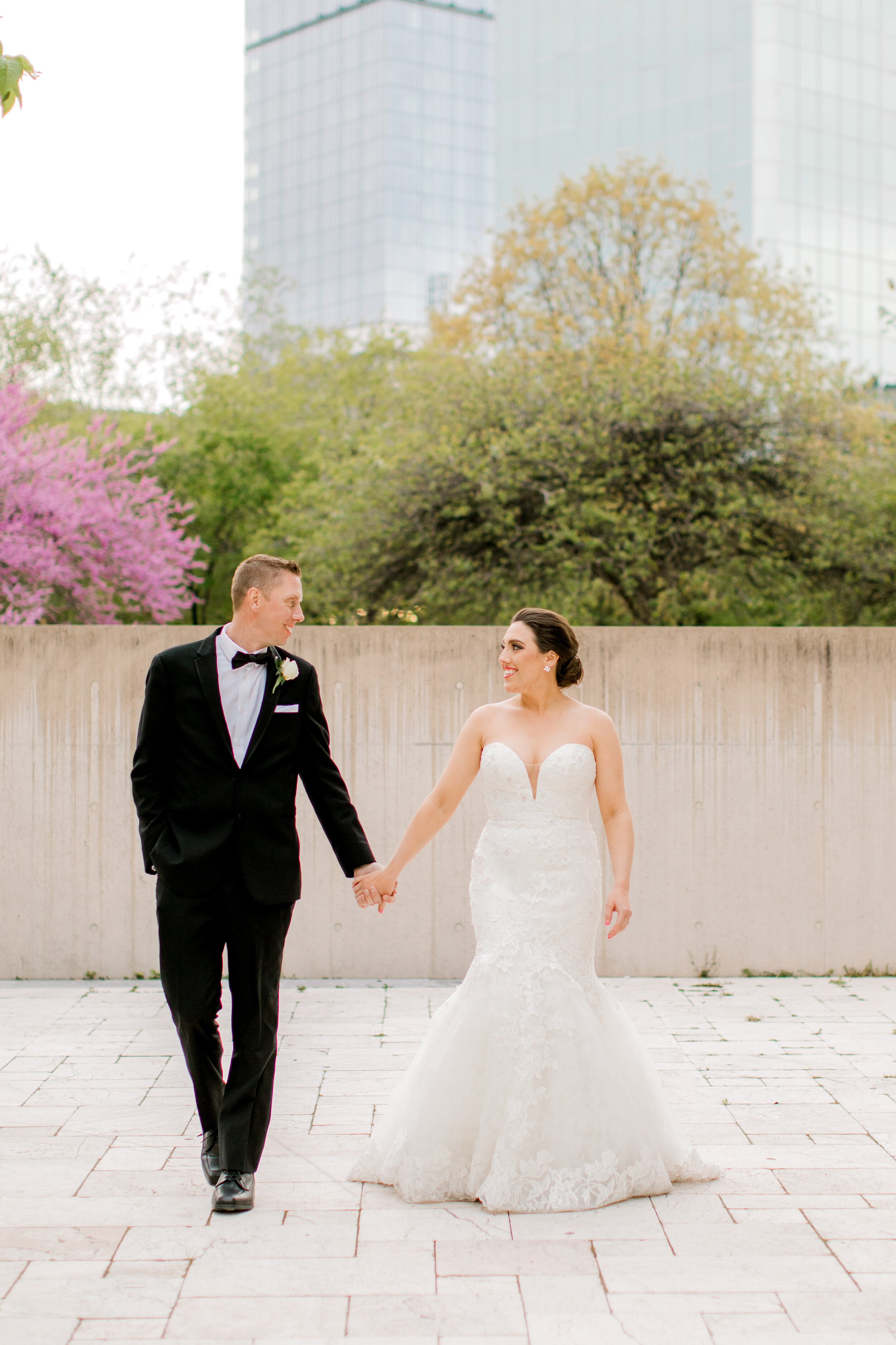 Emerald &amp; Fuchsia Wedding in Grand Rapids | A Wedding Planners Wedding | West Michigan Wedding Photographer