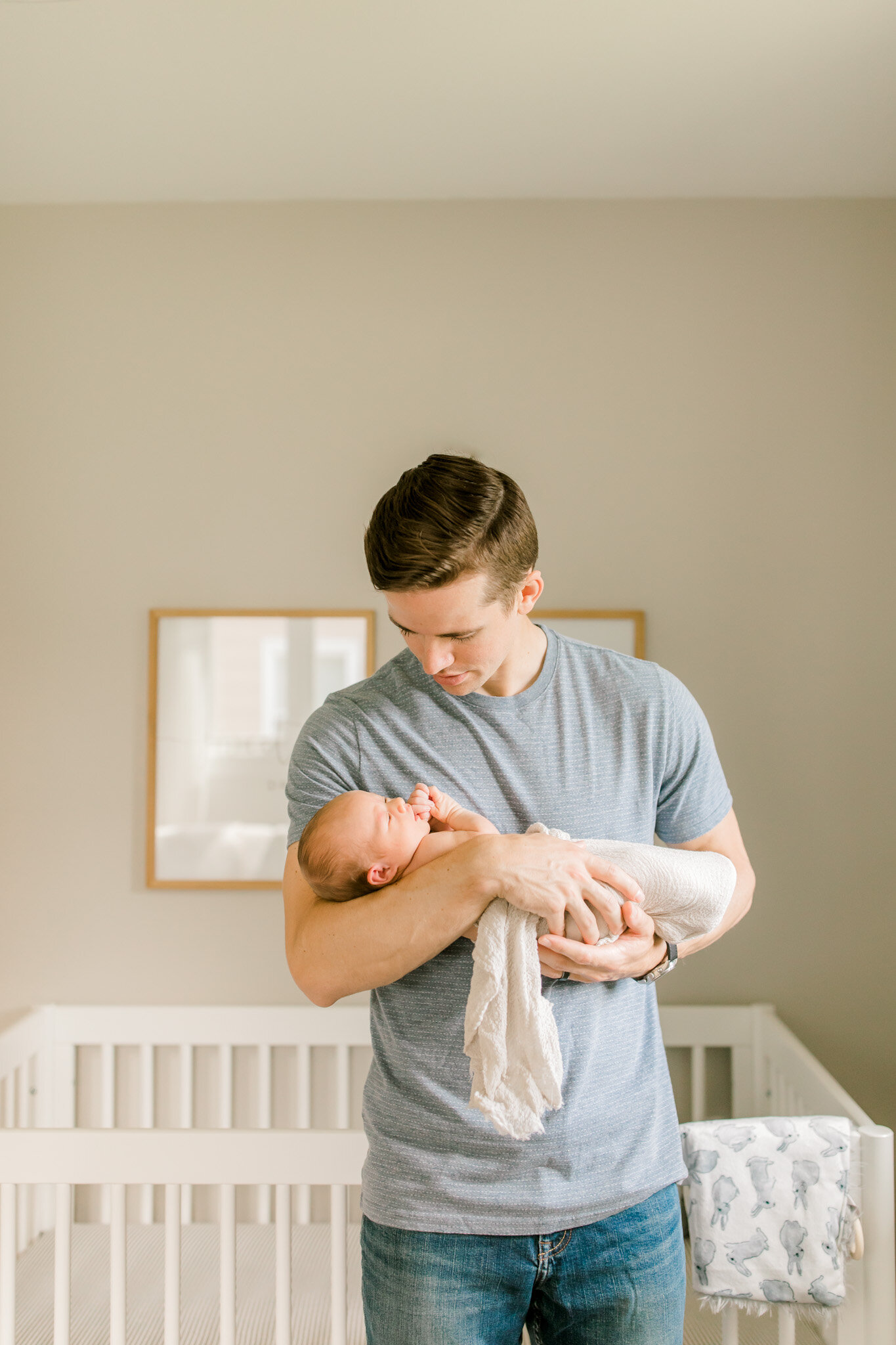 Light and Airy In-Home Newborn Session | Grand Rapids Newborn Photography | Lifestyle Newborn Session