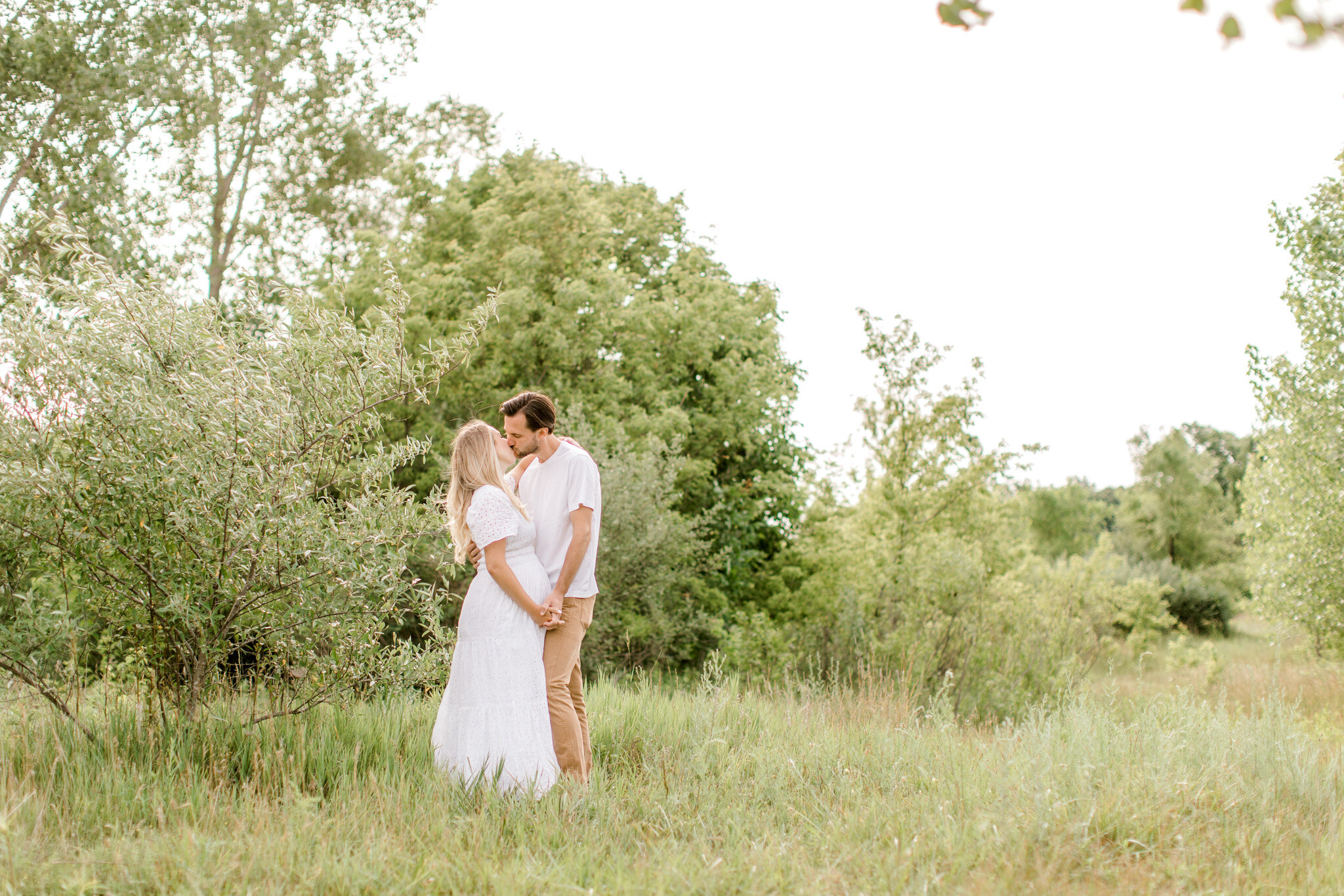 Sunrise Maternity Session in Rockford, Michigan | Light &amp; Airy Fine Art Family Photography in West Michigan