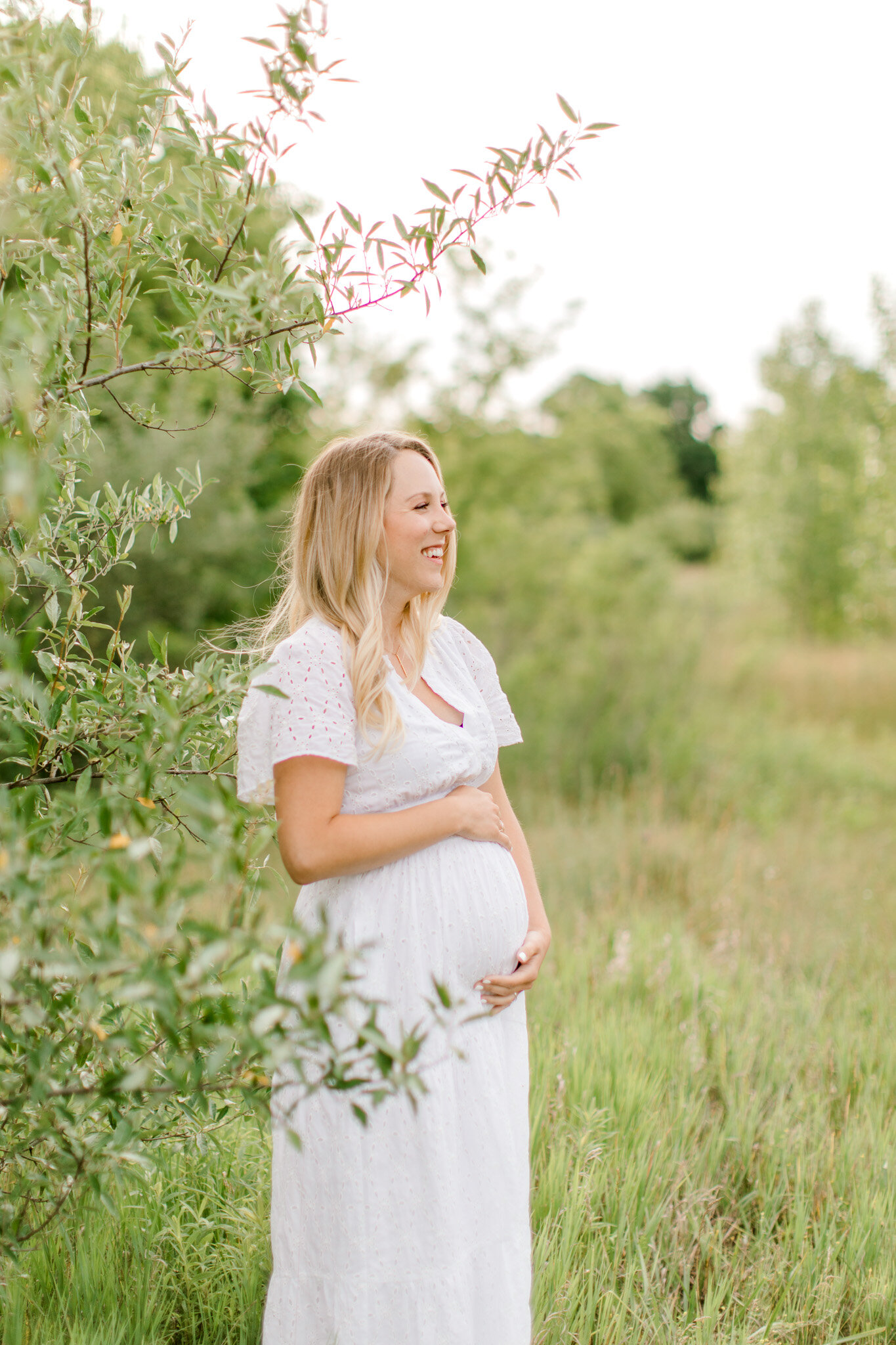 Sunrise Maternity Session in Rockford, Michigan | Light &amp; Airy Fine Art Family Photography in West Michigan