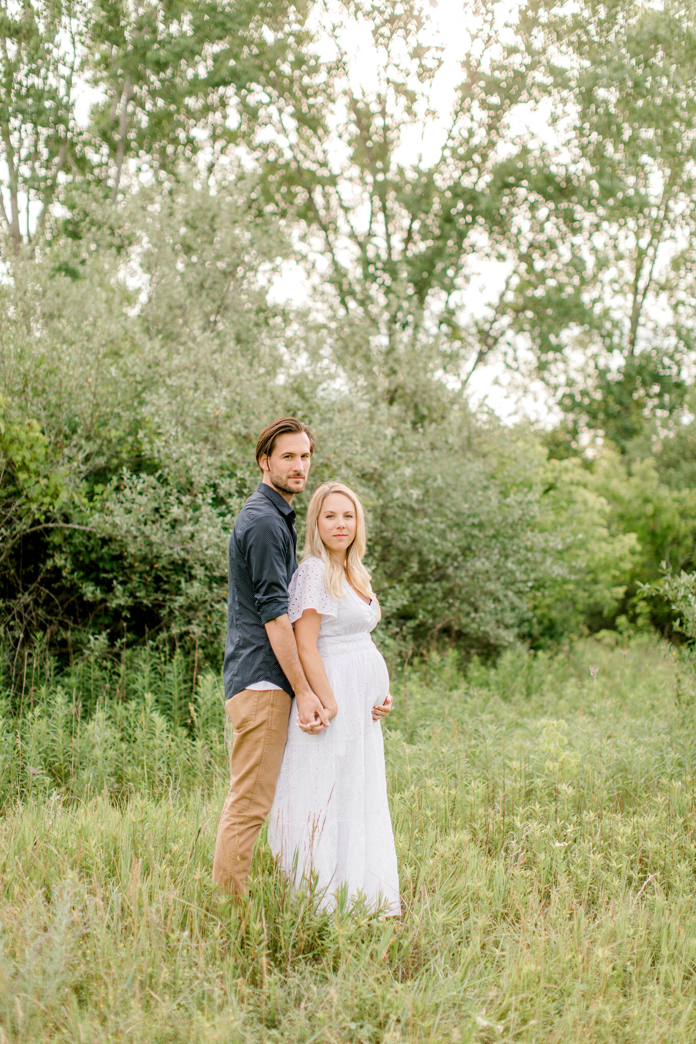 Sunrise Maternity Session in Rockford, Michigan | Light &amp; Airy Fine Art Family Photography in West Michigan