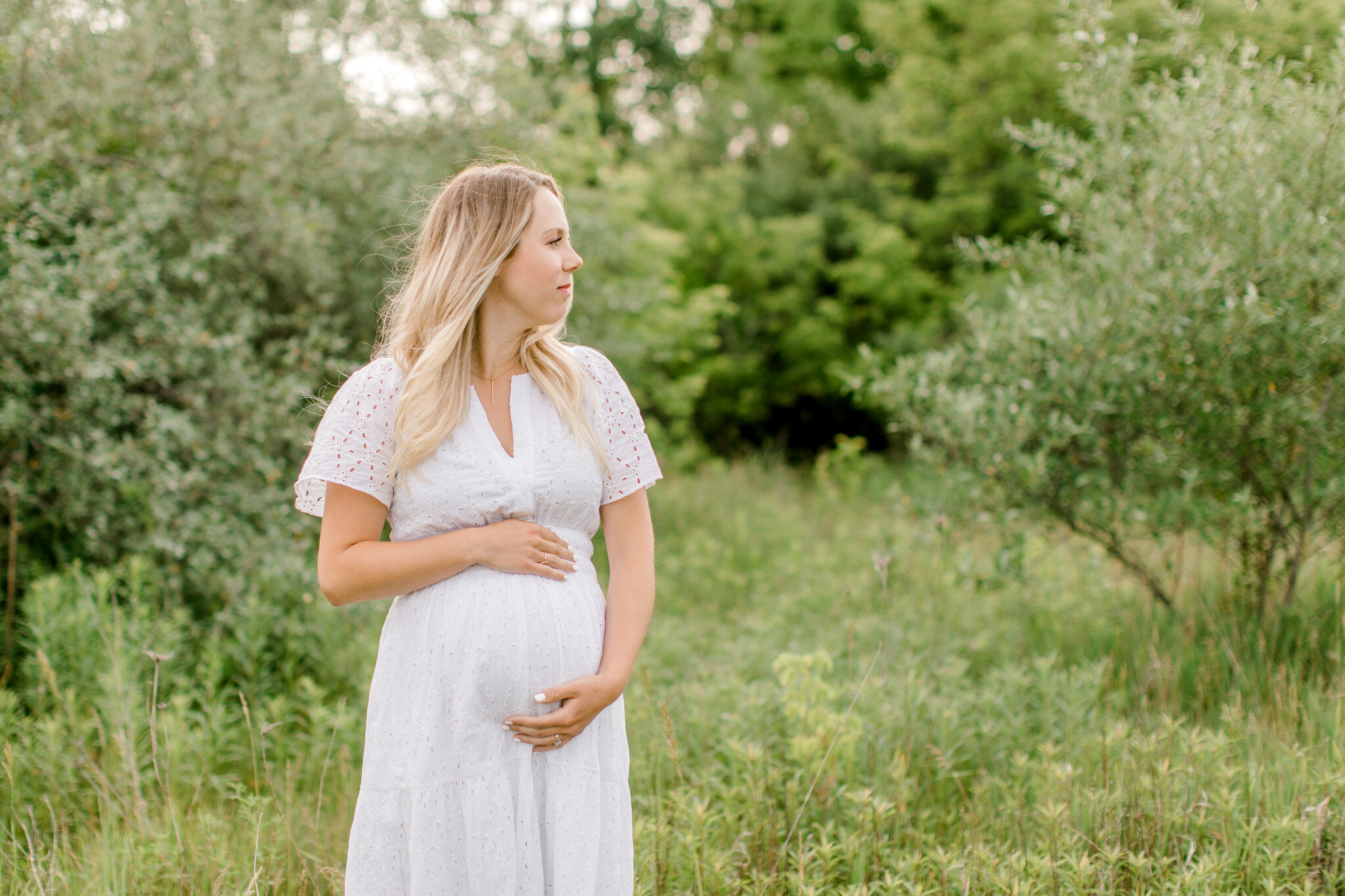 Sunrise Maternity Session in Rockford, Michigan | Light &amp; Airy Fine Art Family Photography in West Michigan