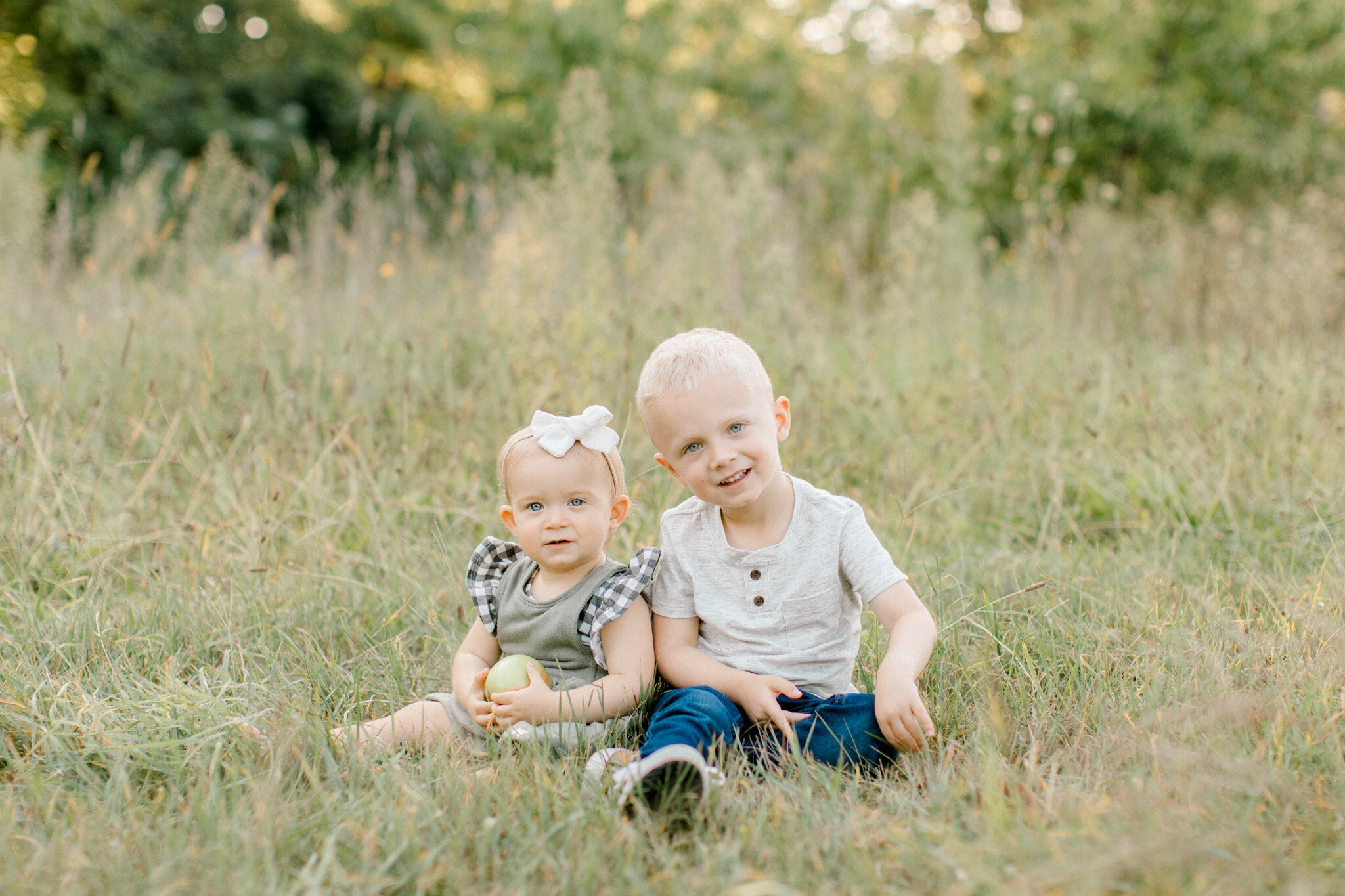 Fall Family Orchard Session | West Michigan Family Photographer | Light &amp; Airy Photography