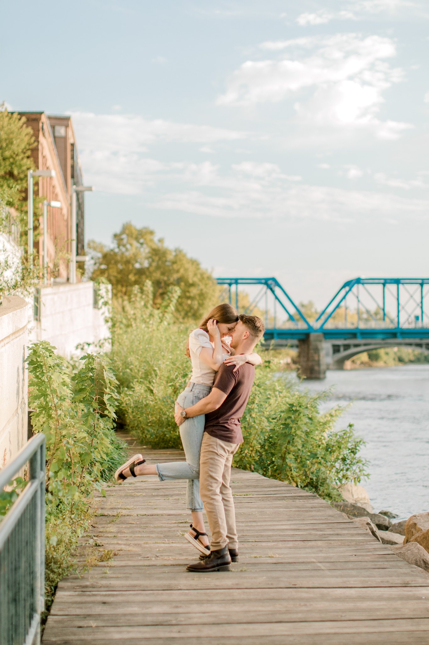 City of Grand Rapids Engagement Session | West Michigan Wedding Photographer 