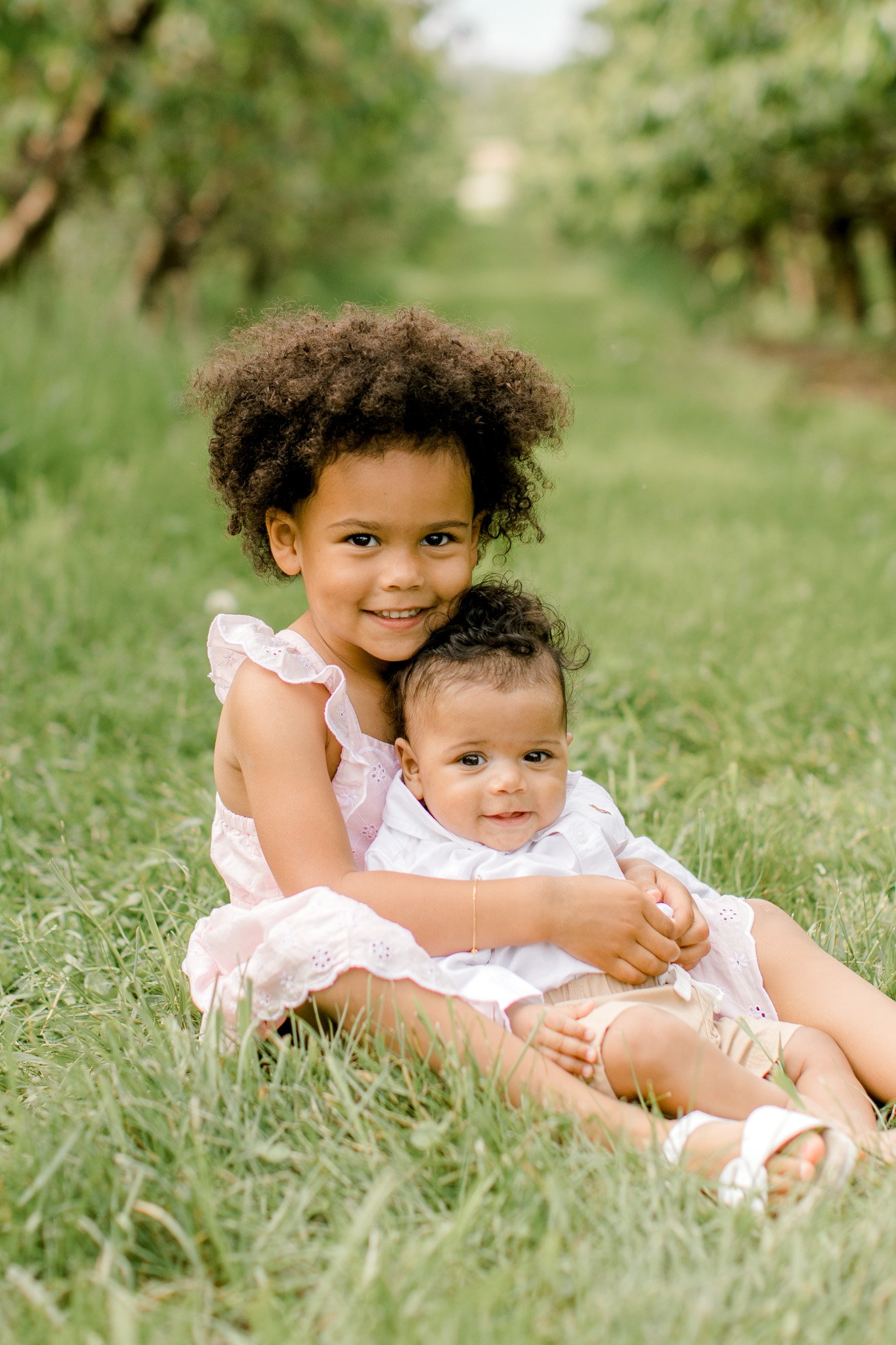 Lifestyle Family Session at the Orchard | Light &amp; Airy Photography | Bi Racial Family | Laurenda Marie Photography