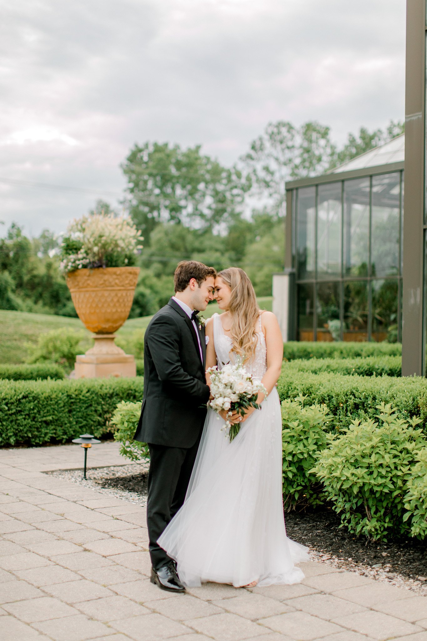 Planterra Conservatory Wedding | Greenhouse Botanical Wedding | Elegant Fine Art Michigan Wedding Photography | Laurenda Marie Photography