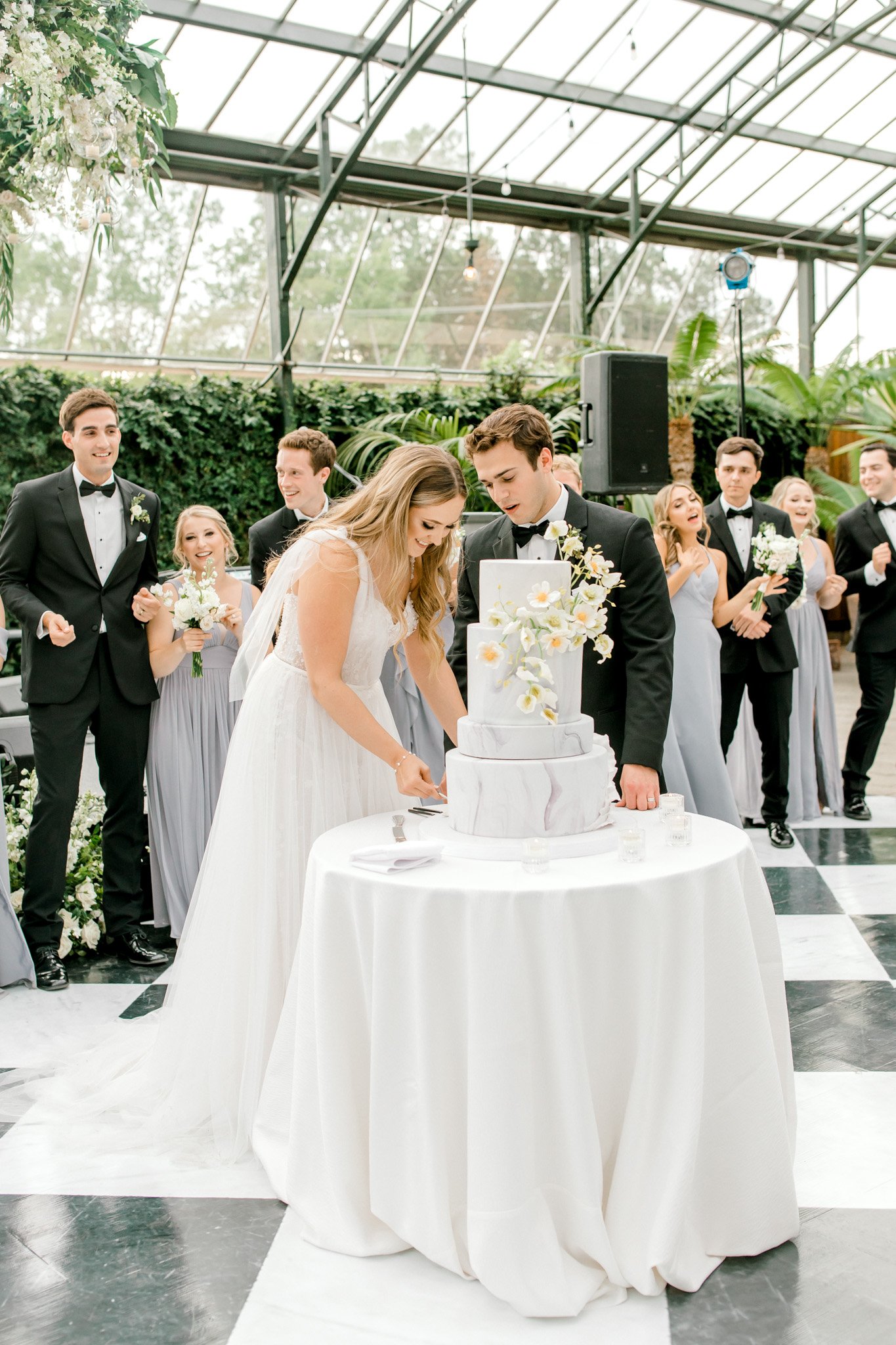 Planterra Conservatory Wedding | Greenhouse Botanical Wedding | Elegant Fine Art Michigan Wedding Photography | Laurenda Marie Photography