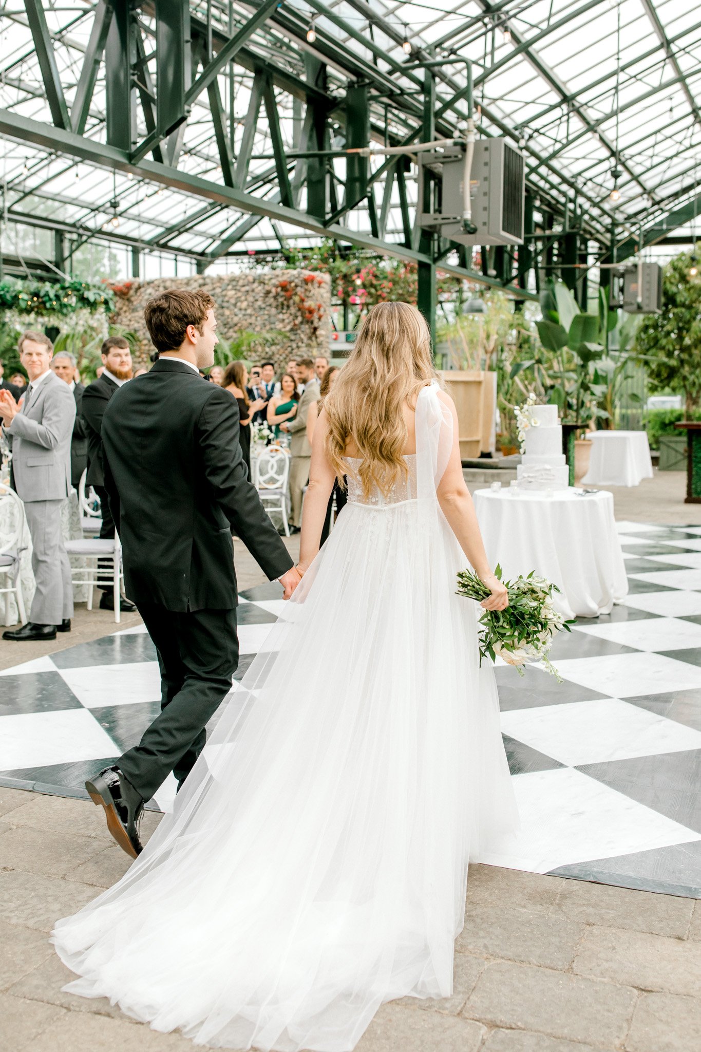 Planterra Conservatory Wedding | Greenhouse Botanical Wedding | Elegant Fine Art Michigan Wedding Photography | Laurenda Marie Photography