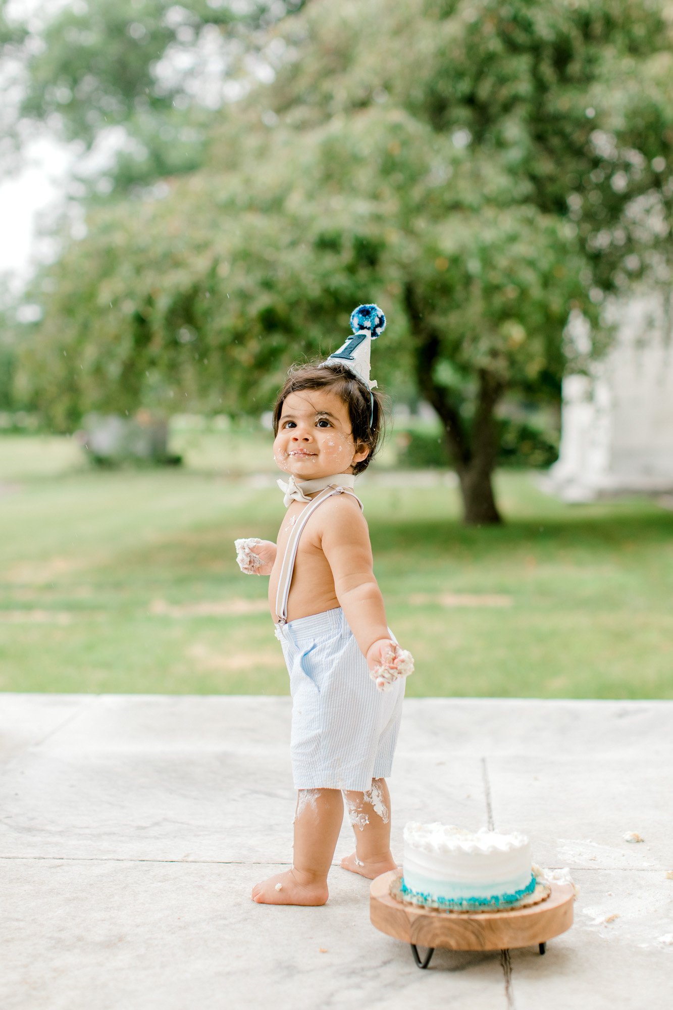 One Year Outdoor Cake Smash Birthday Session | West Michigan Family Photographer