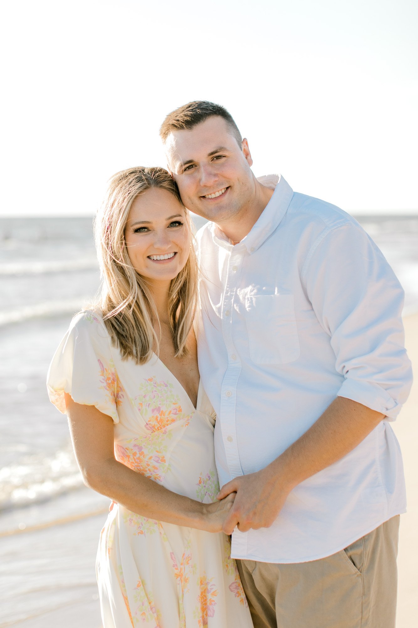 Modern Romantic Engagement Session on Lake Michigan | Laurenda Marie Photography