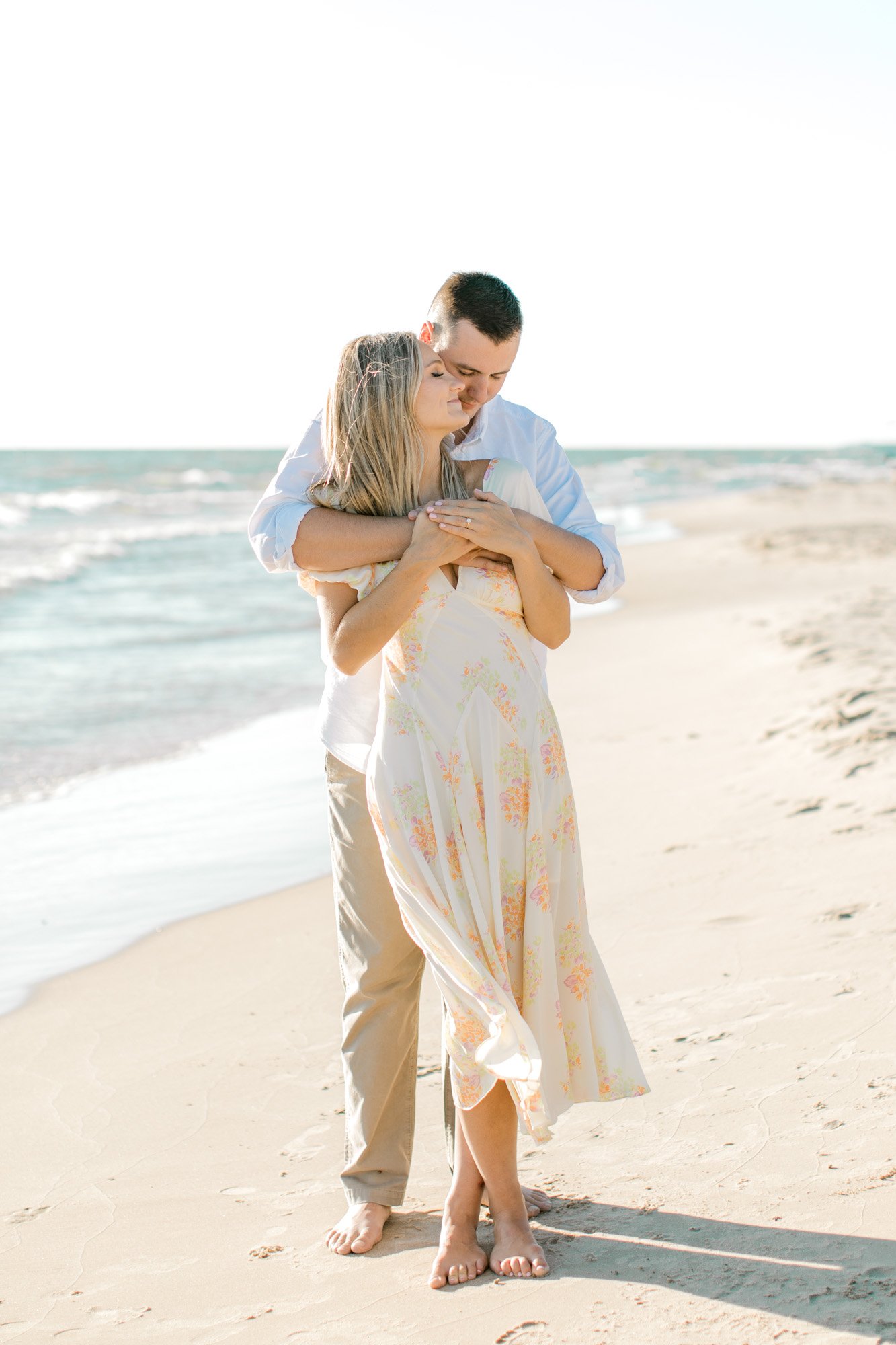 Modern Romantic Engagement Session on Lake Michigan | Laurenda Marie Photography