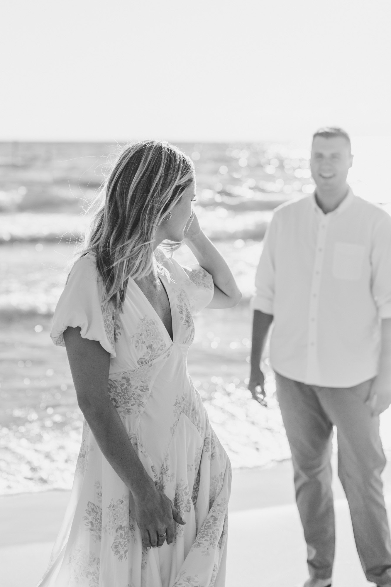 Modern Romantic Engagement Session on Lake Michigan | Laurenda Marie Photography