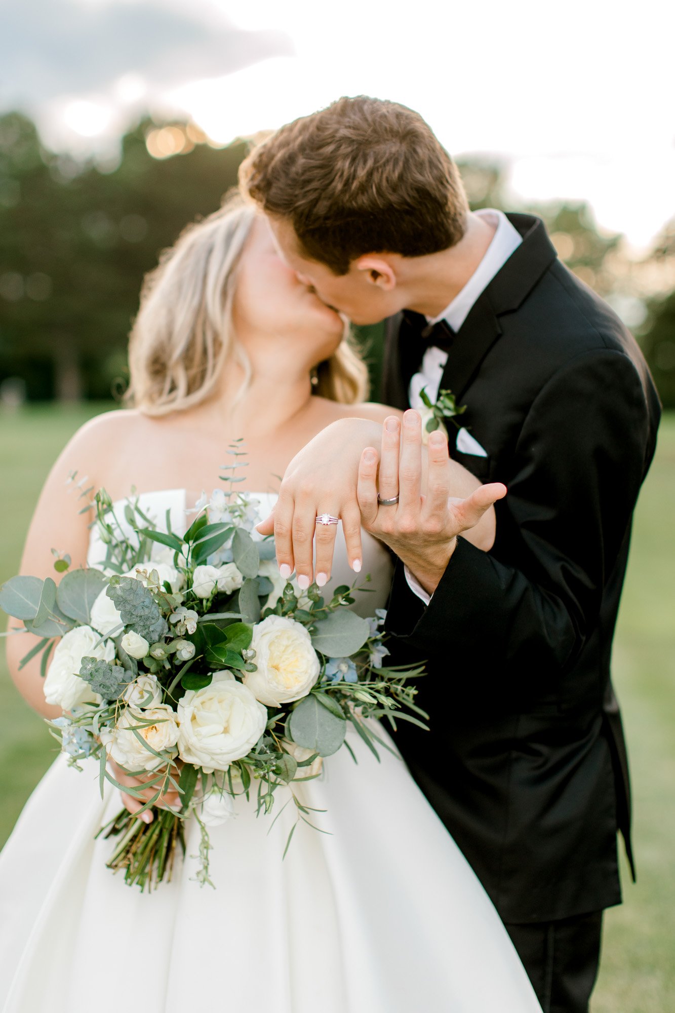 Modern Michigan Wedding | Fine Art Wedding Photography | Laurenda Marie Photography