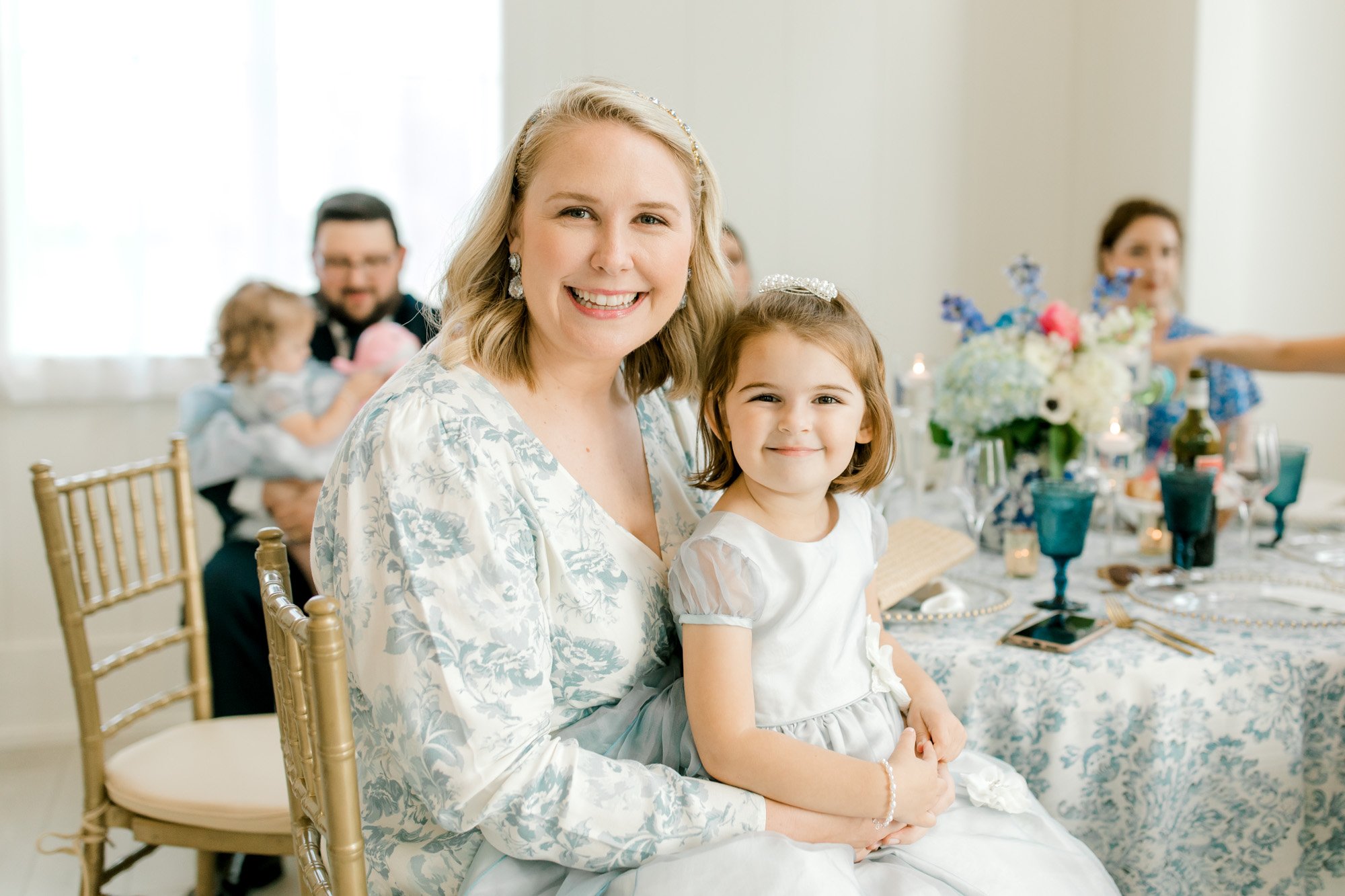 Blue and White Floral Modern Fine Art Wedding at Etre Farms in Michigan | Laurenda Marie Photography