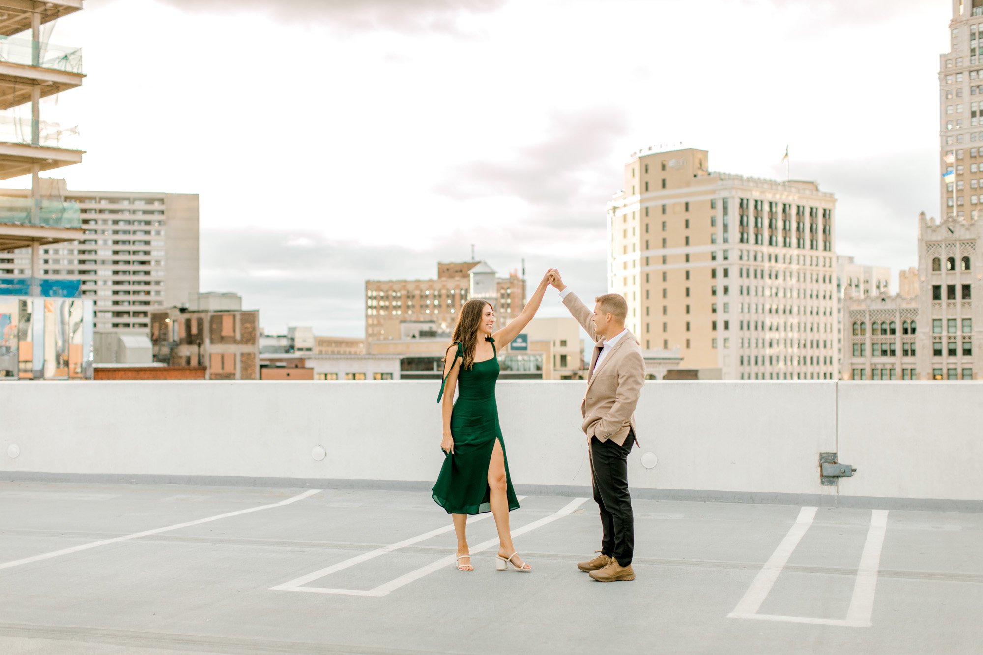 Downtown Detroit Engagement Session | DIA Engagement | Fine Art Wedding Photography | West Michigan Wedding Photographer