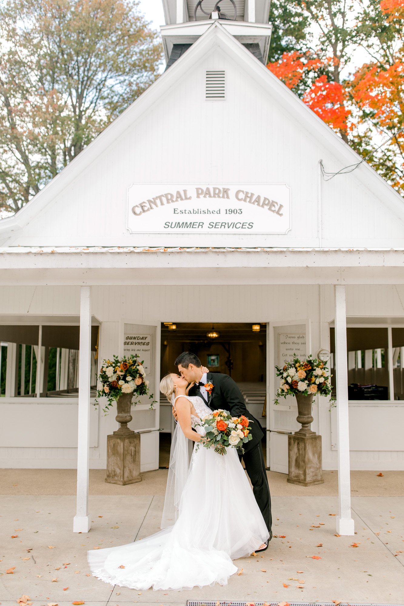 Fall Wedding in Holland Michigan | Baker Lofts Michigan Wedding | Laurenda Marie Photography