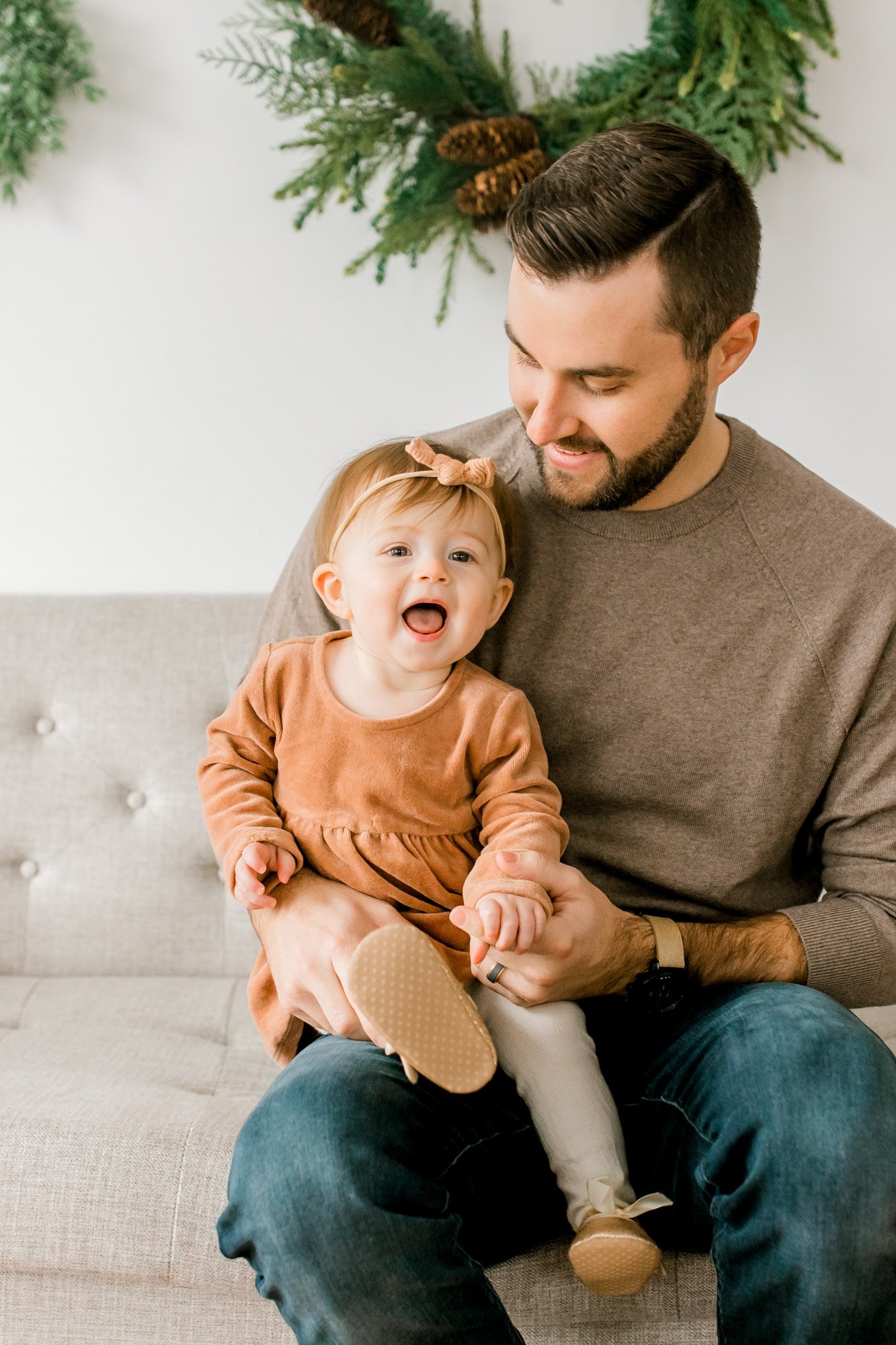 Simple Organic One Year Cake Smash in Studio | Natural First Birthday Photos | Michigan Family Photographer | Laurenda Marie Photography