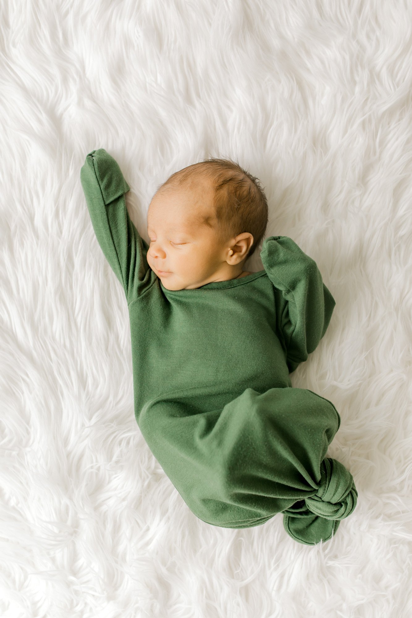 Newborn Lifestyle Photography | West Michigan Newborn Photography | Timeless Newborn Photos in Michigan