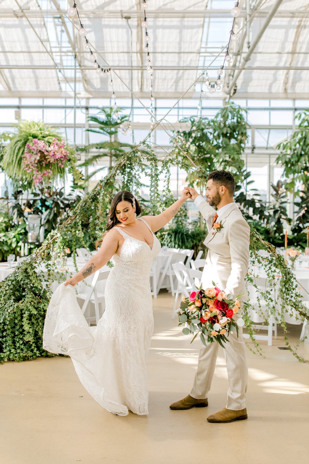 Greenhouse wedding in West Michigan at The Downtown Market GR | Modern Timeless Wedding |  Laurenda Marie Photography