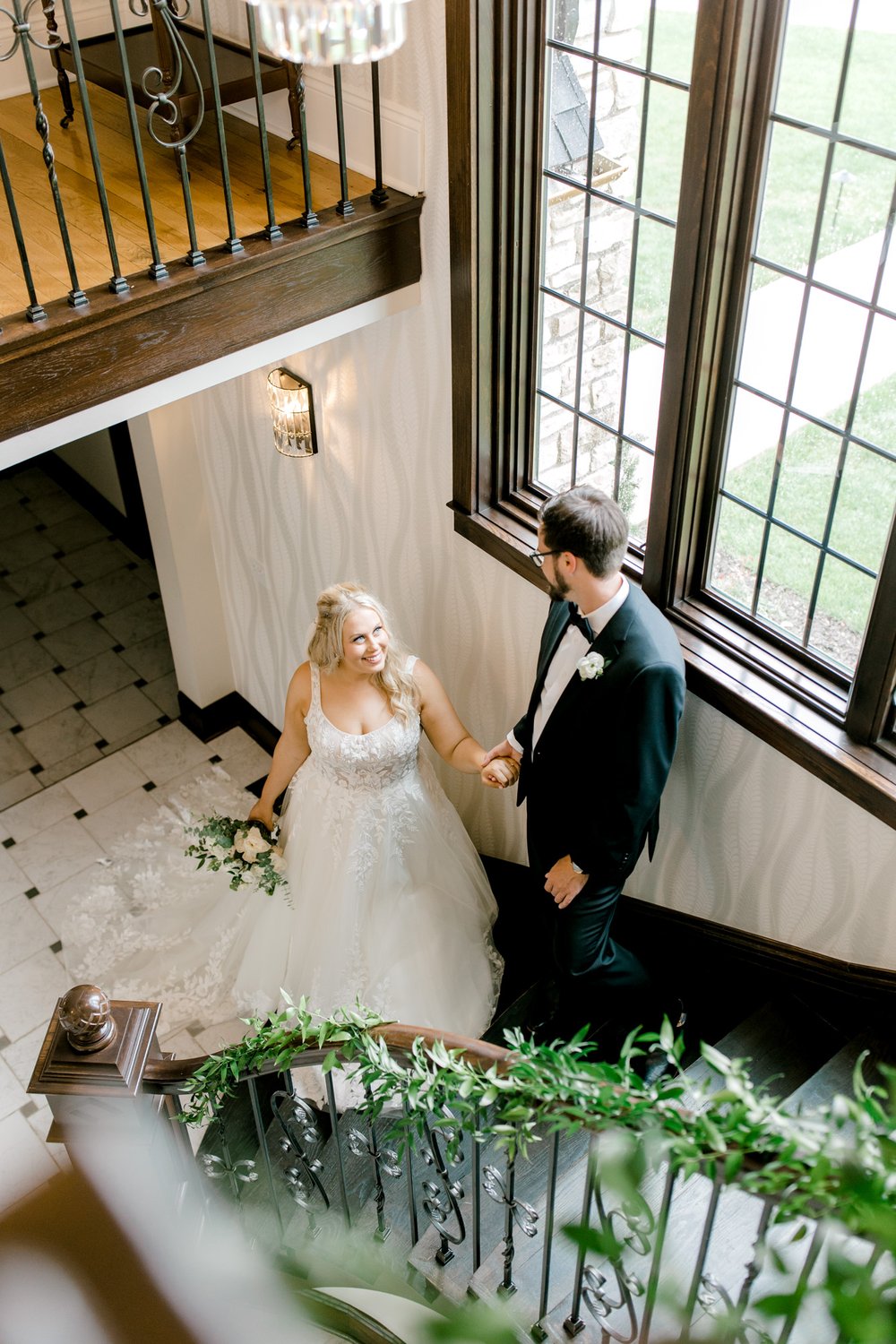 Spring Wedding at Venue3Two in Grand Rapids | Laurenda Marie Photography