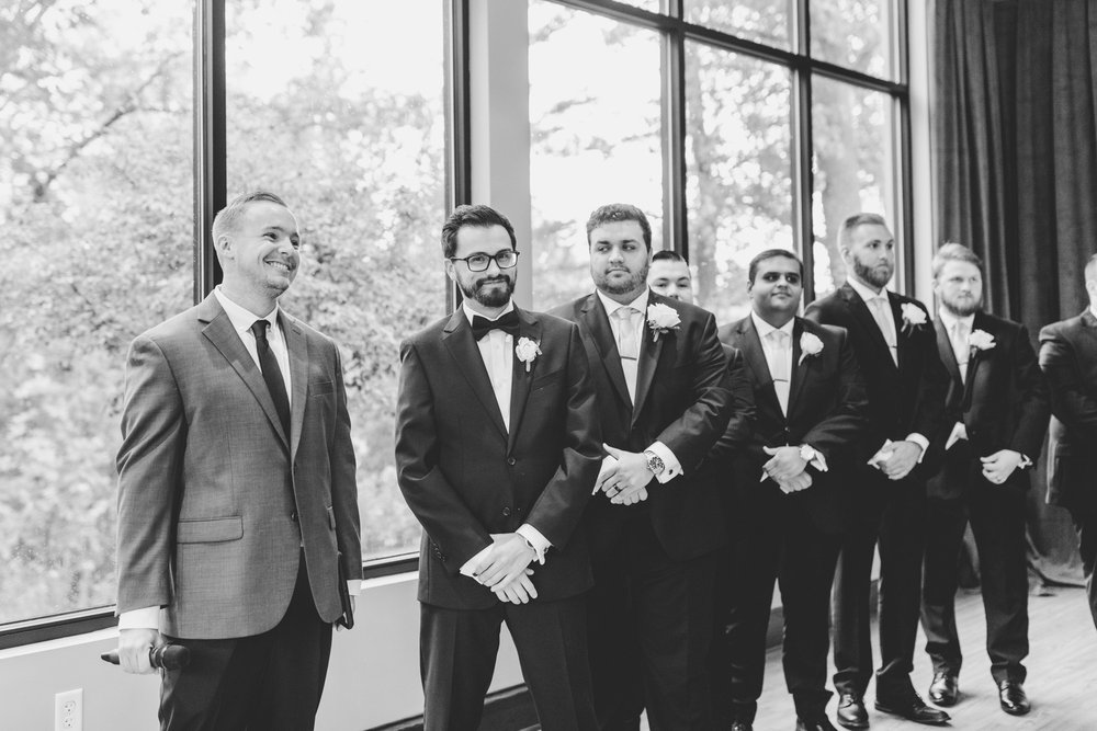 Spring Wedding at Venue3Two in Grand Rapids | Laurenda Marie Photography