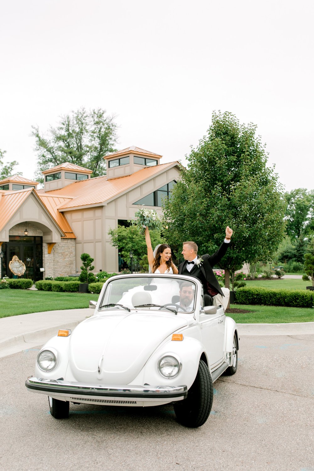 Modern Timeless Venue3Two Grand Rapids Michigan Wedding | Light &amp; Airy Photography | Laurenda Marie Photography