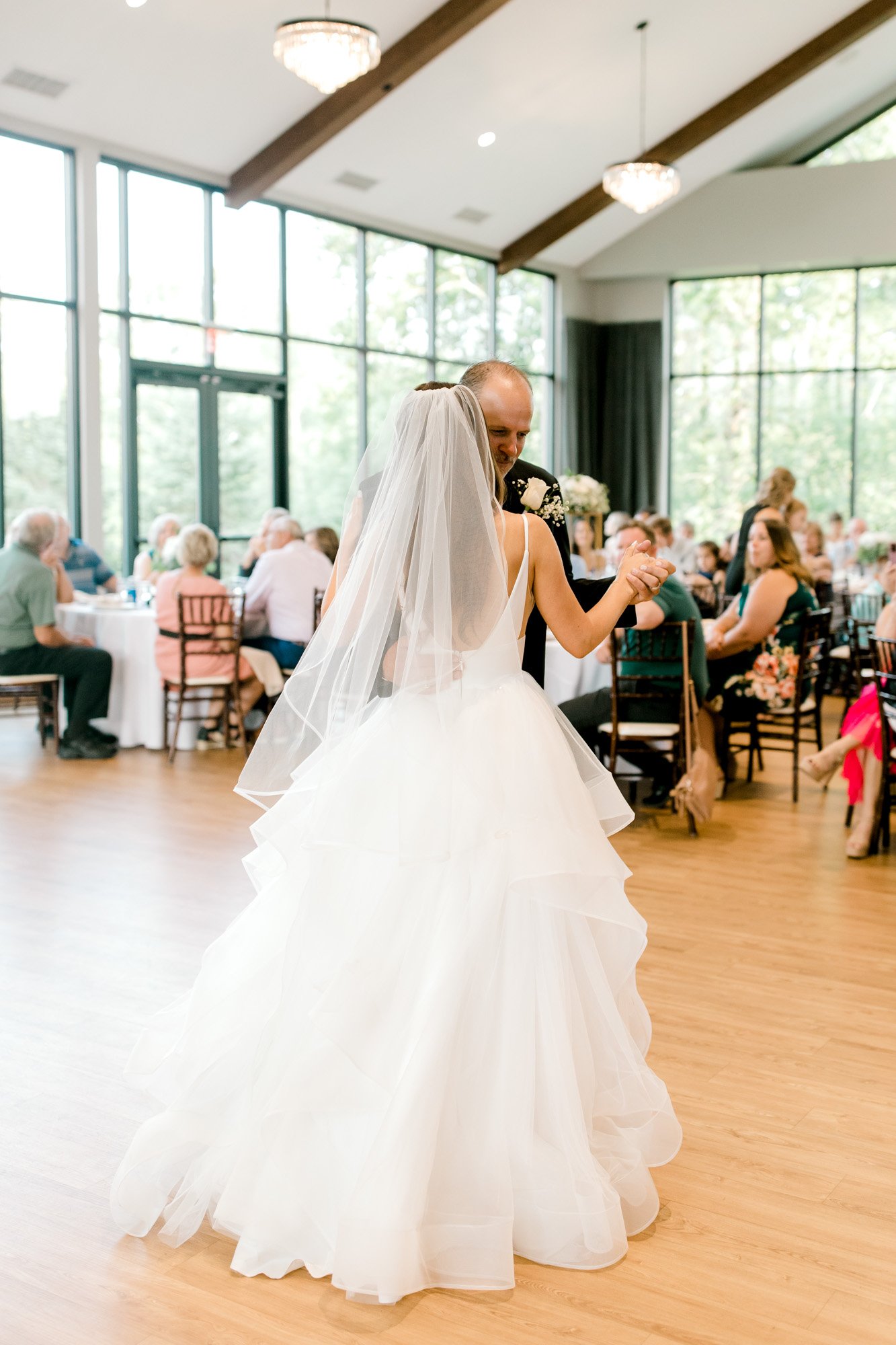 Modern Timeless Venue3Two Grand Rapids Michigan Wedding | Light &amp; Airy Photography | Laurenda Marie Photography