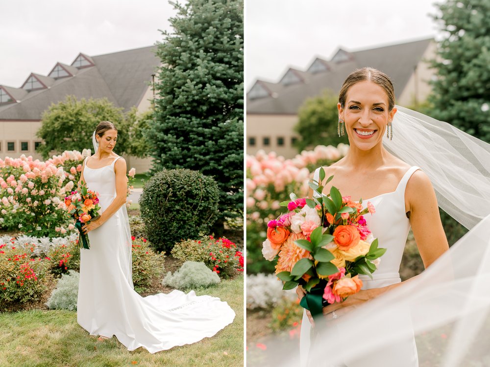 Colorful Modern Summer Wedding at Watermark Country Club | Grand Rapids Michigan | Laurenda Marie Photography