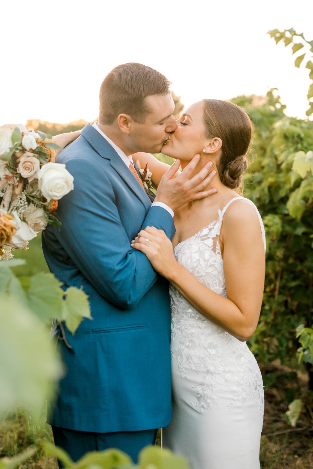 Fall Michigan Wedding | Vineyard Wedding | Light and Airy | Laurenda Marie Photography