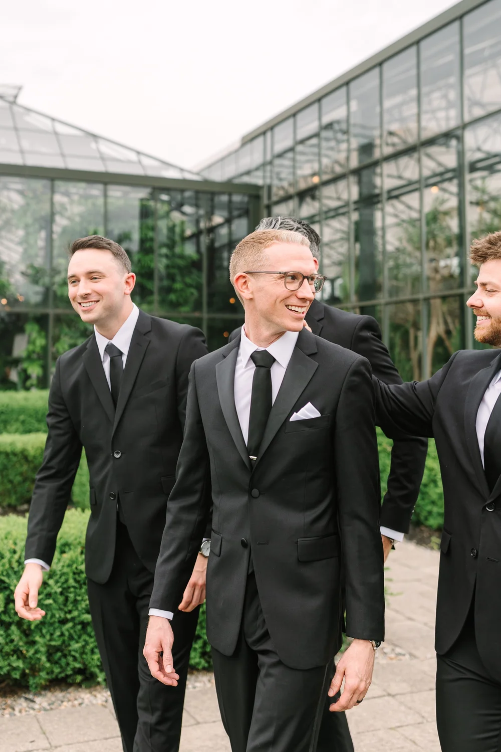 Timeless Planterra Conservatory Michigan Wedding | Laurenda Marie Photography